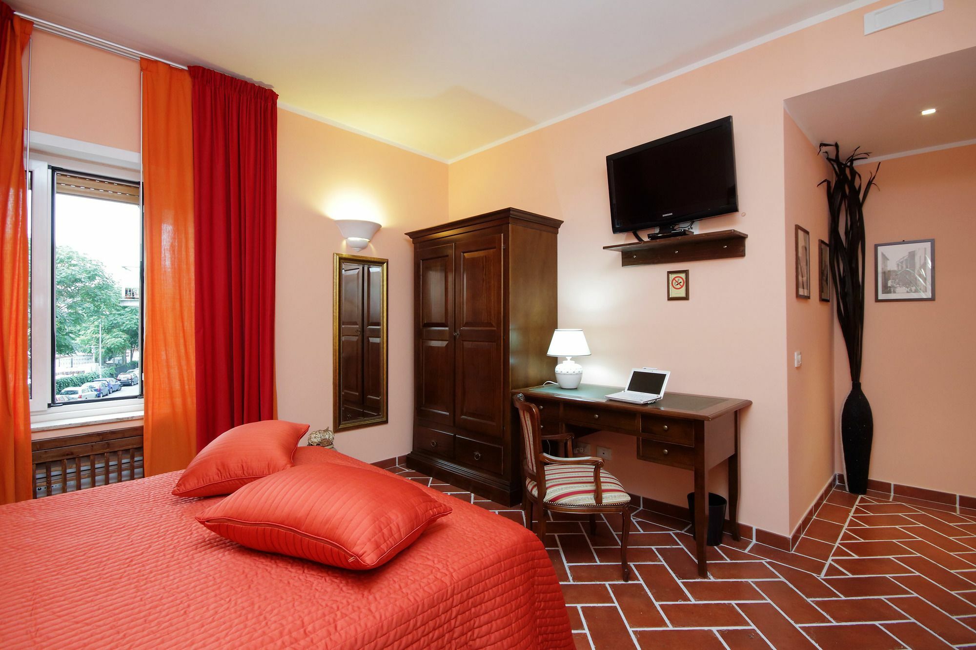 Guest house Lillihouse 2*