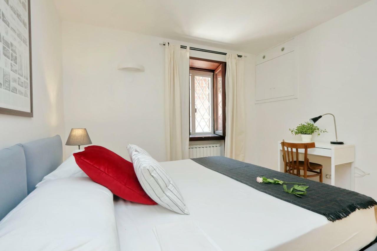 St Peter Mediatrice Apartment Rome