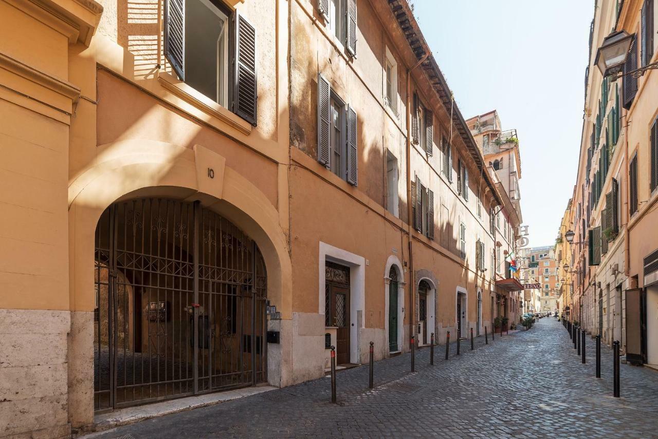 Santa Prassede Rooftop Terrace Apartment *