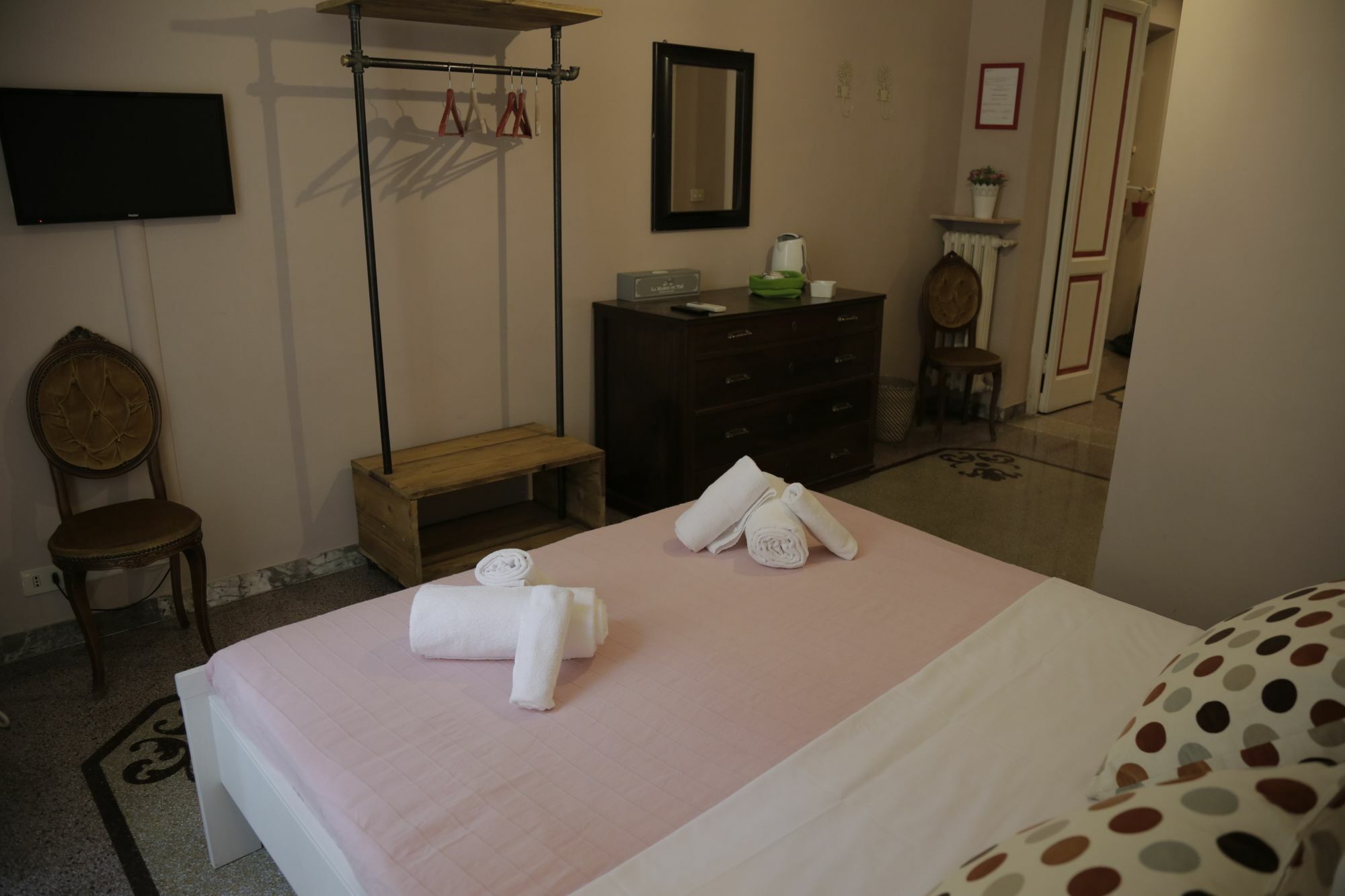 Coral Guest house 3*