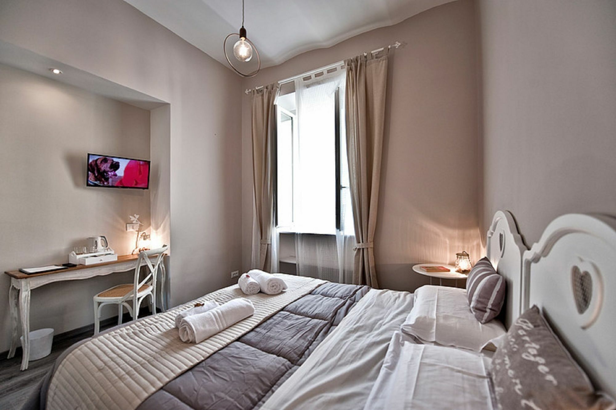 Bed & Breakfast Tinkerbell 2*