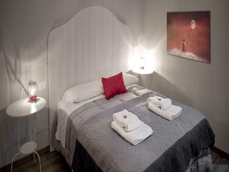 Tinkerbell Bed & Breakfast 2*