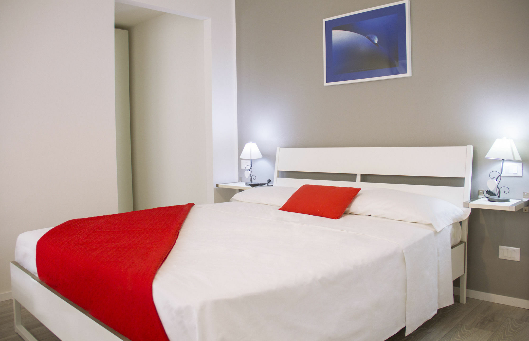 Domus Raffaello 3* Rome