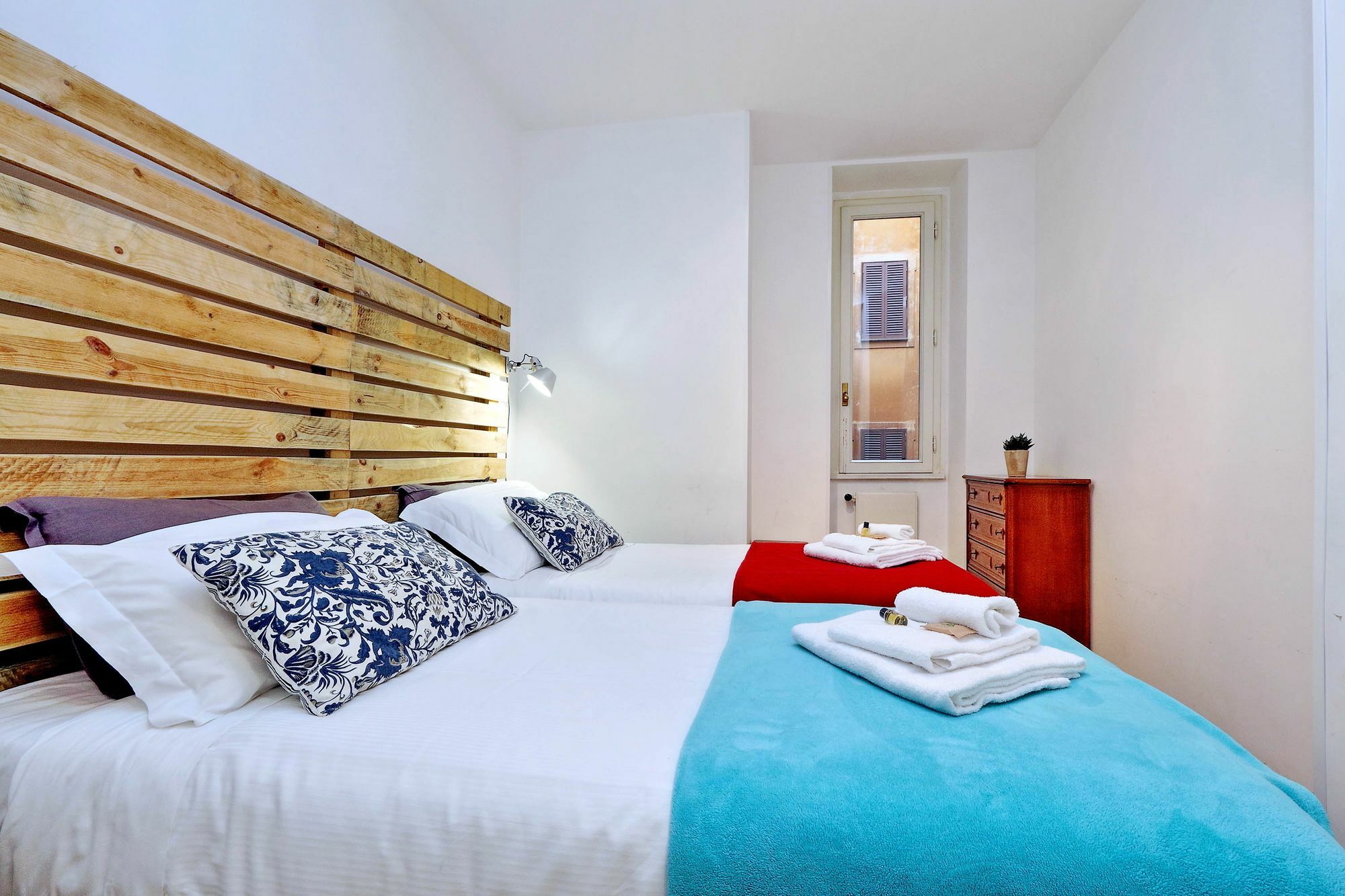 Unique Spanish Steps Apartment *