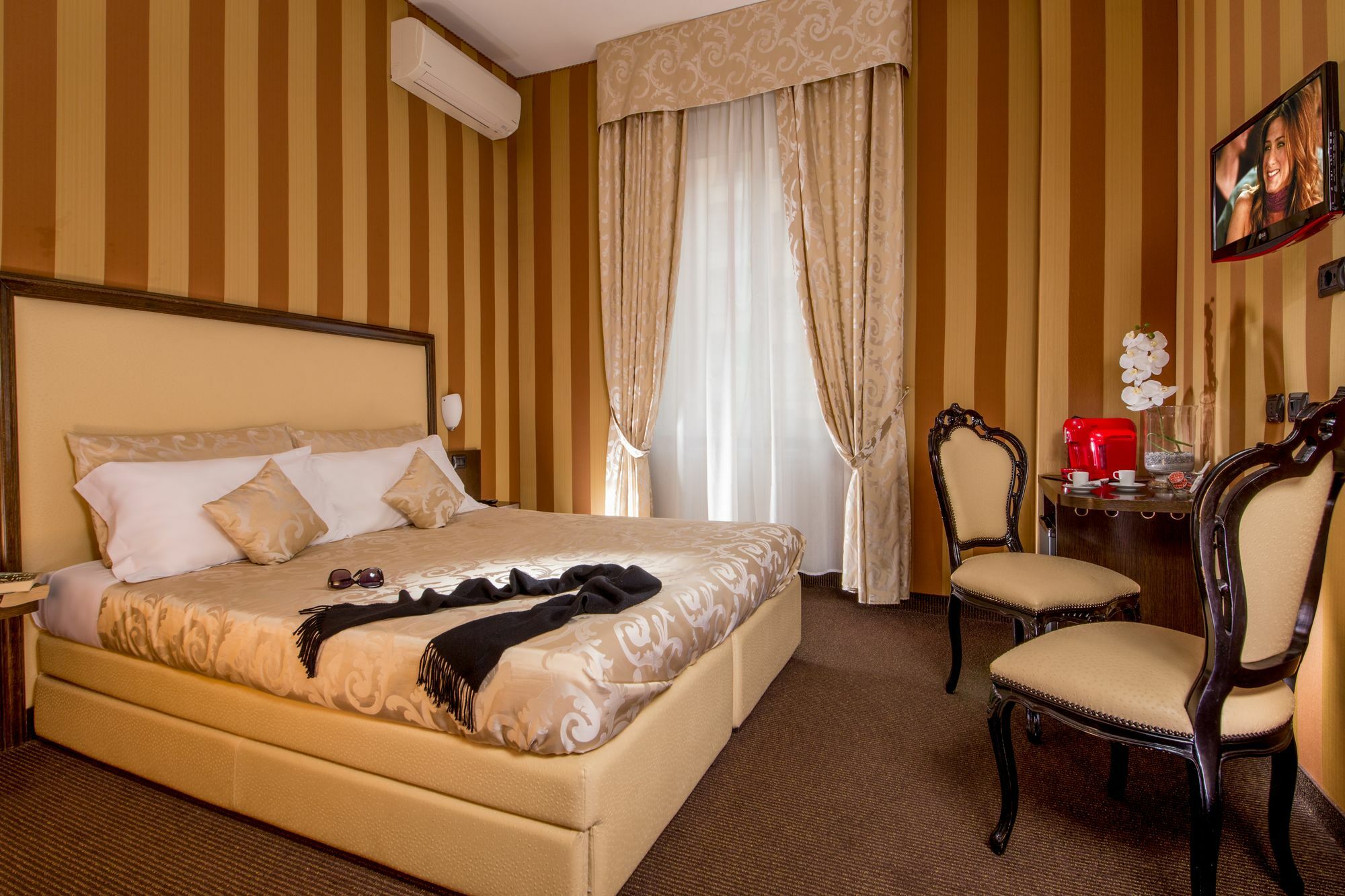 Vaticano Julia Guest House 2*