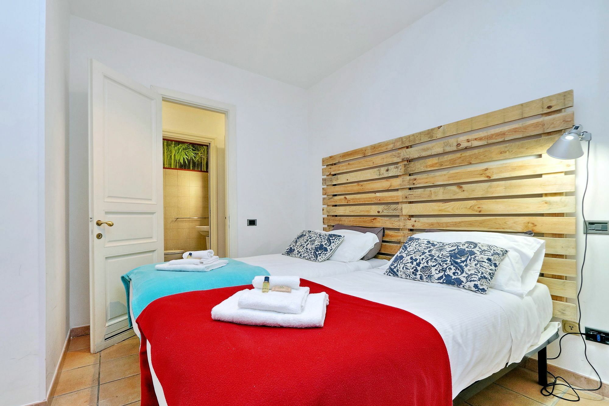 Unique Spanish Steps Apartment