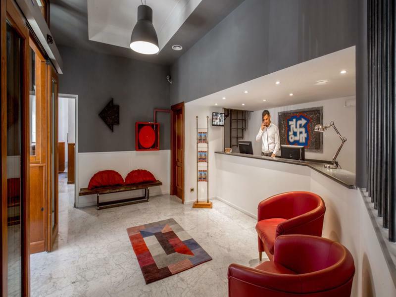 Crossroad Hotel 3*