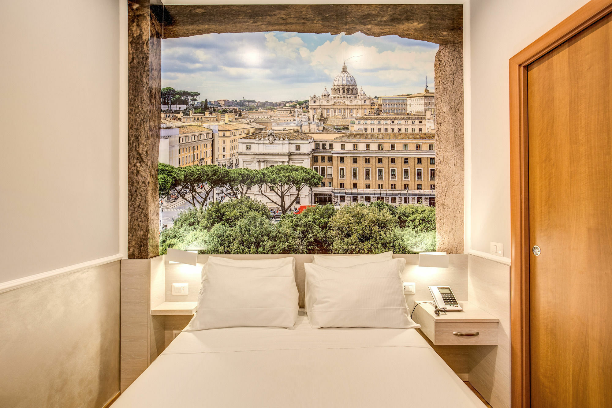 Floor Colosseo 3*
