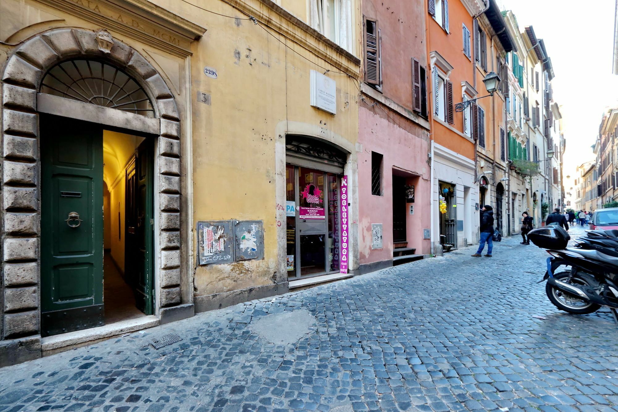 Banchi Charme - My Extra * Rome