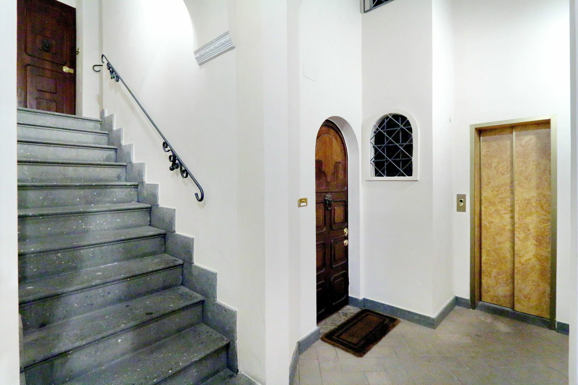 Apartment Banchi Charme - My Extra Rome