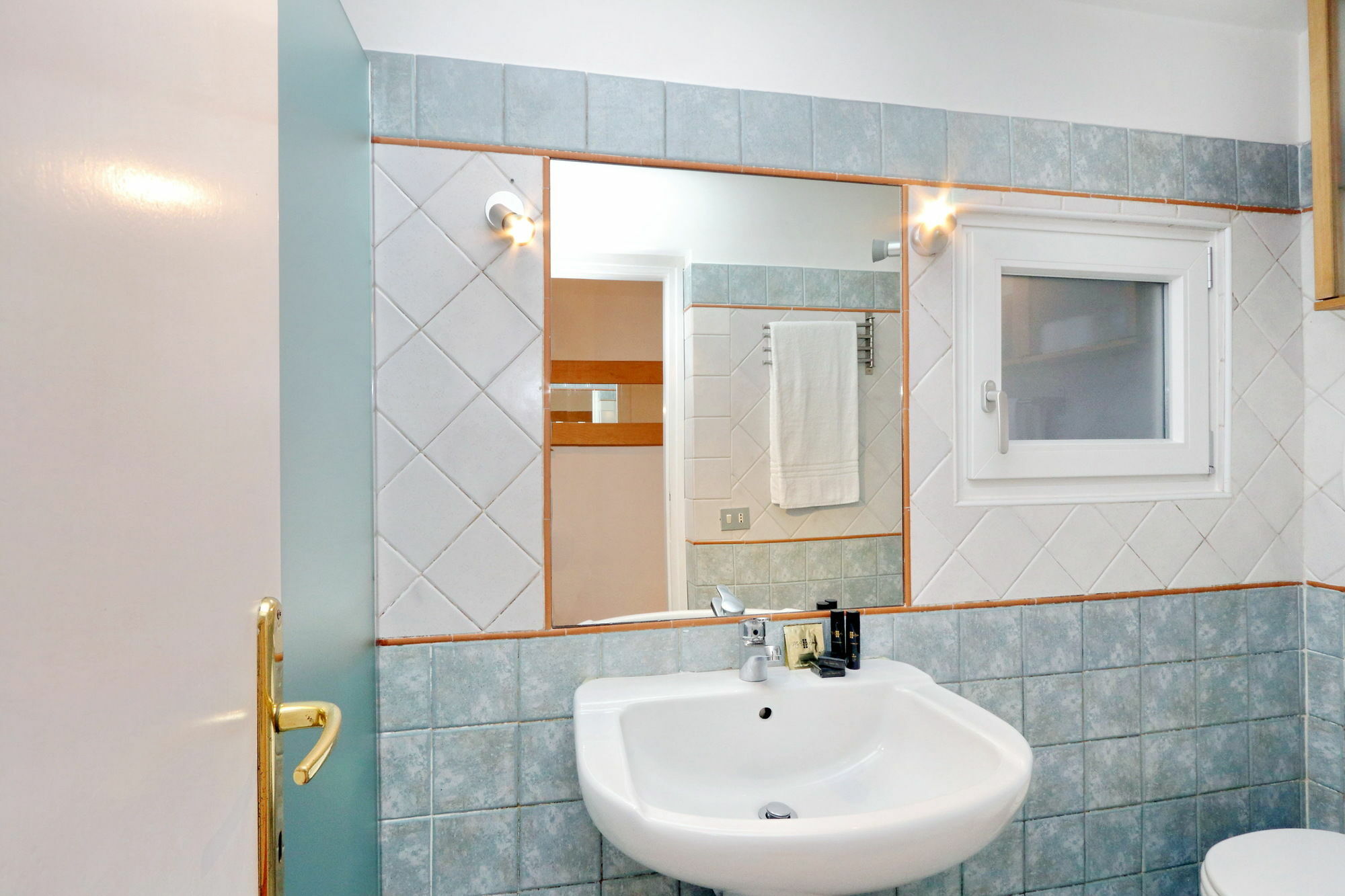 Cozy Borgo - My Extra Home