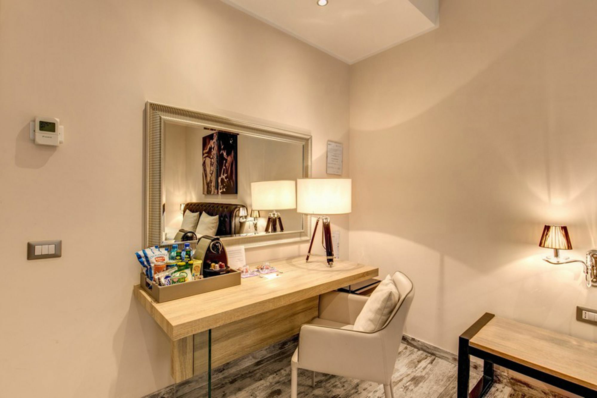 Colonna 18 By Ghor 2* Rome
