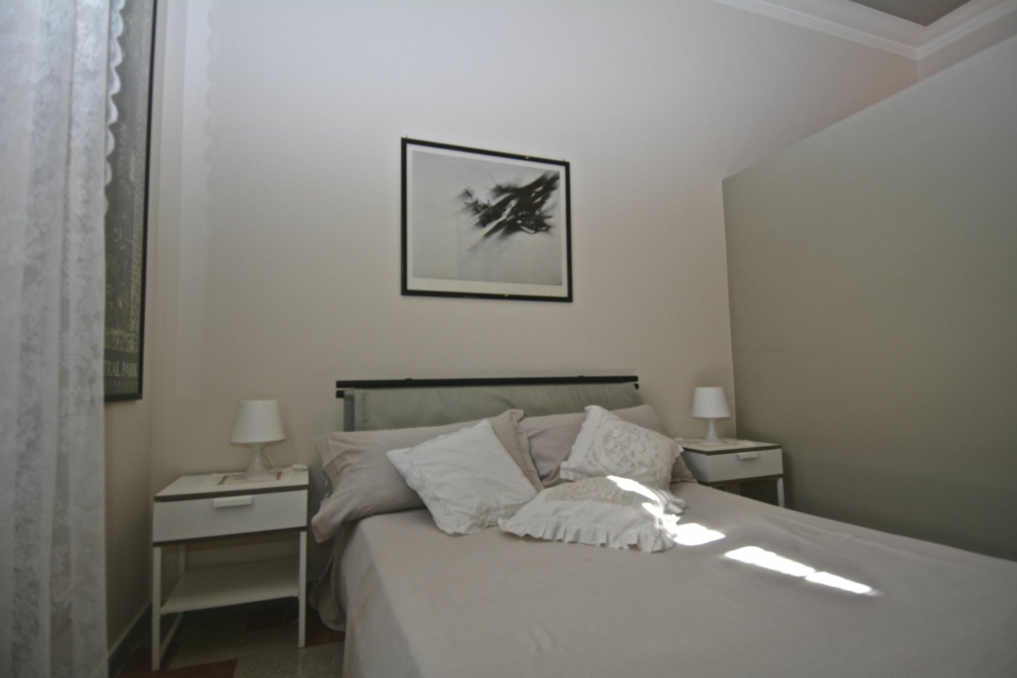 House & The - Vatican Apartment