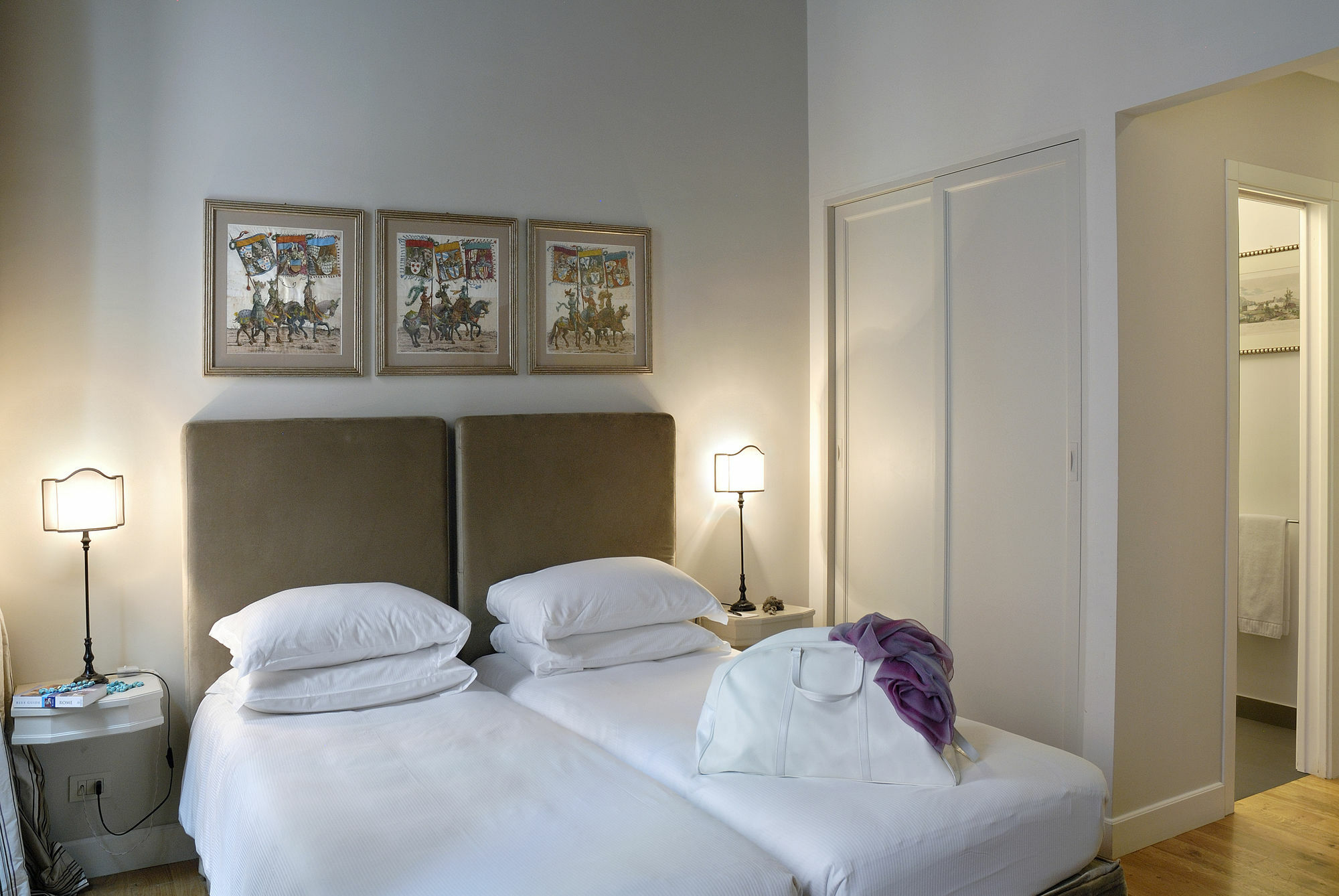 Crossing Condotti Guest house Rome