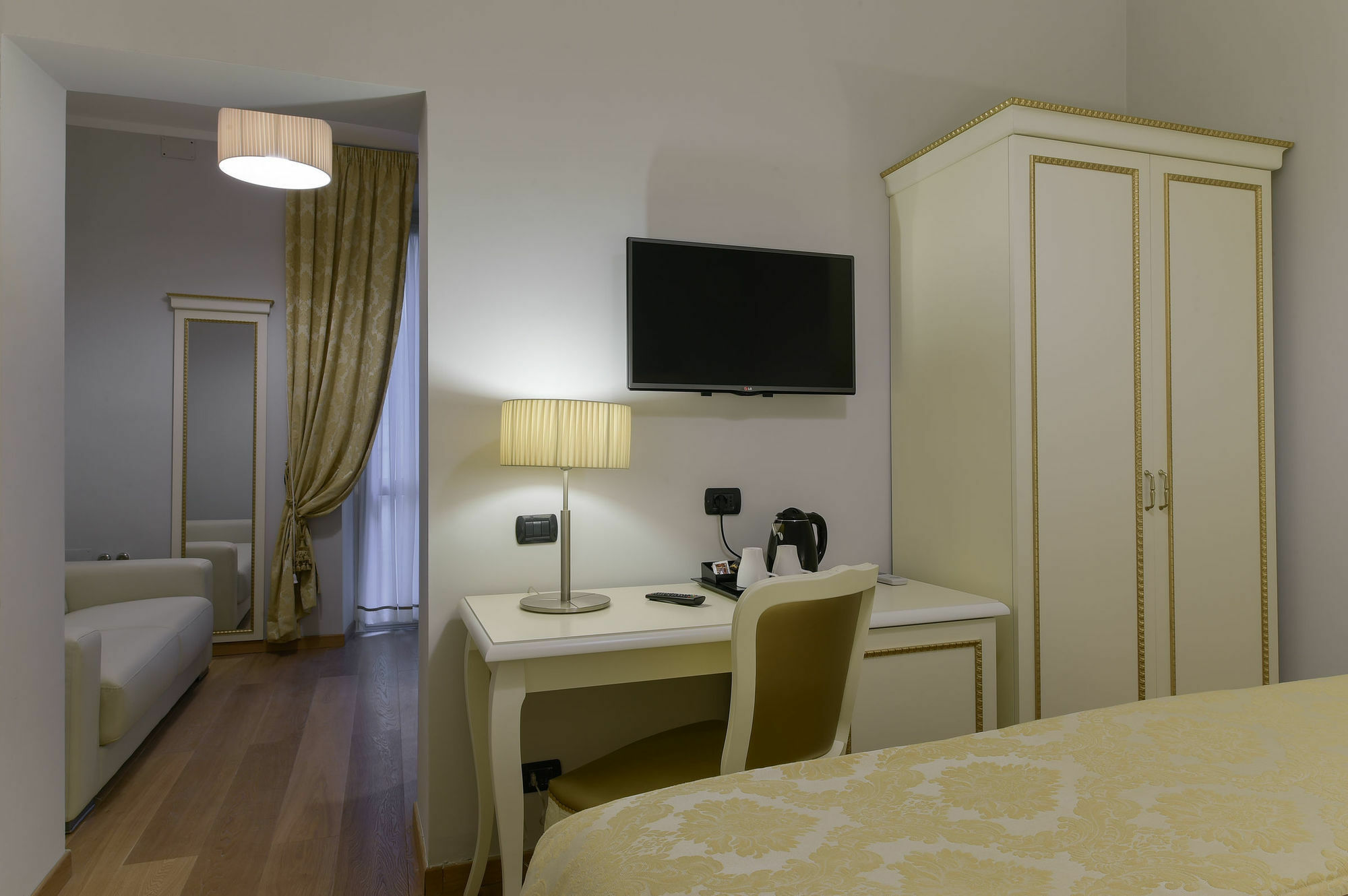 Gravina Frattina 3*