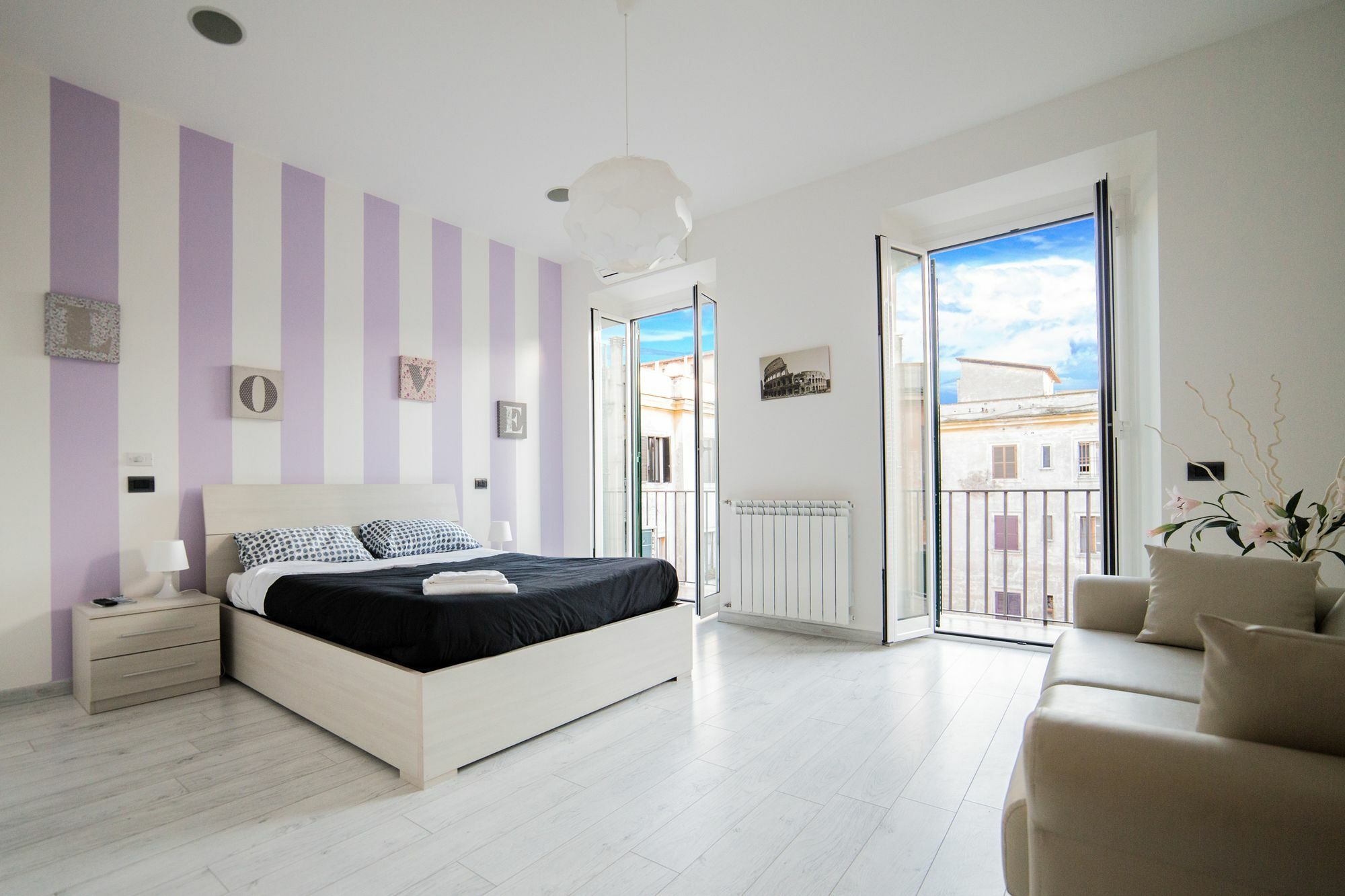 Apartment In Front Of St Peter'S Square And Vatican Museums - Mypad In Rome * Rome