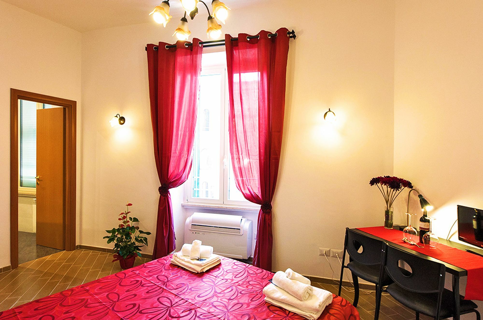 Miclad Colosseum Guest House 3*