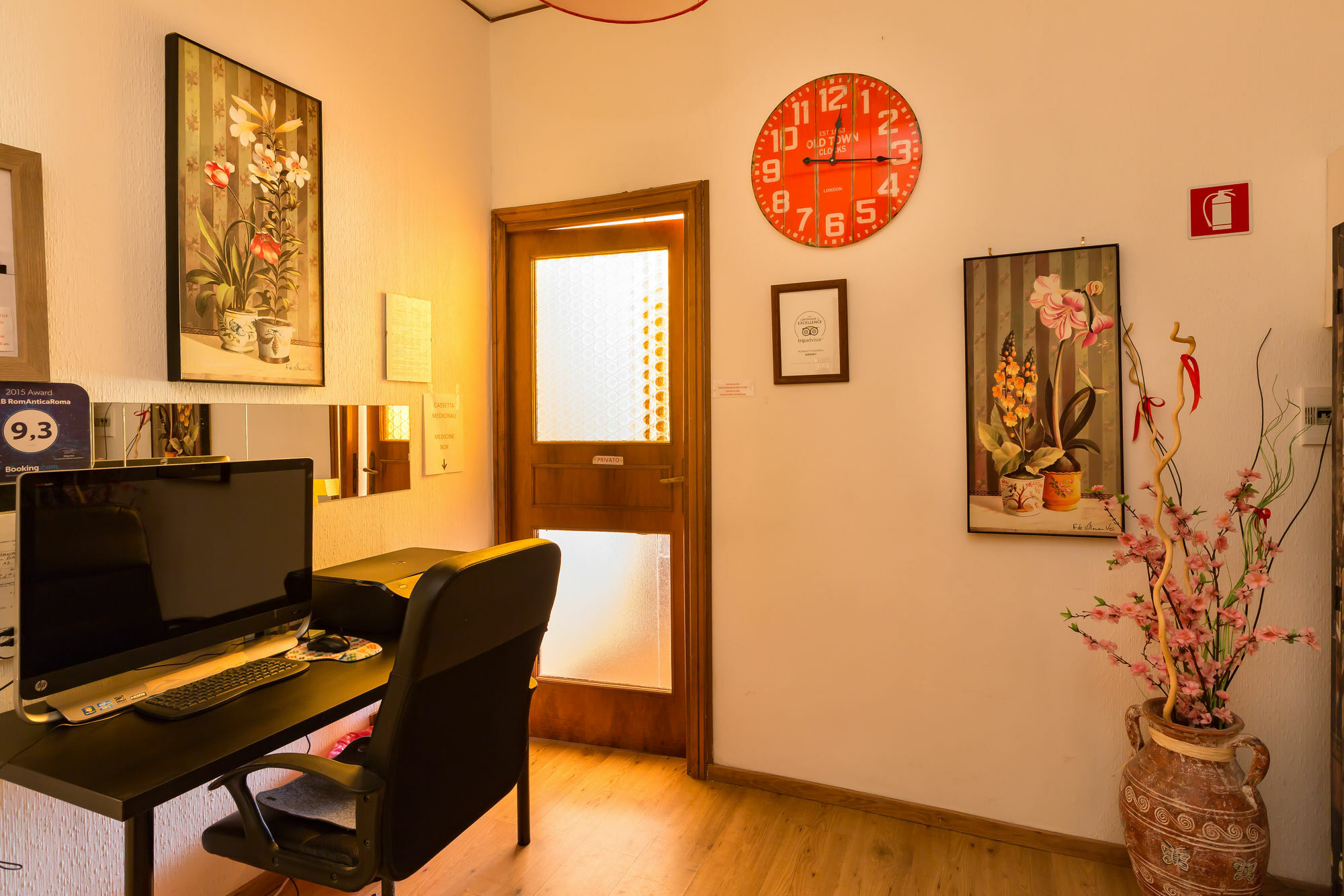 Rosso Charming Vaticano Couette-café