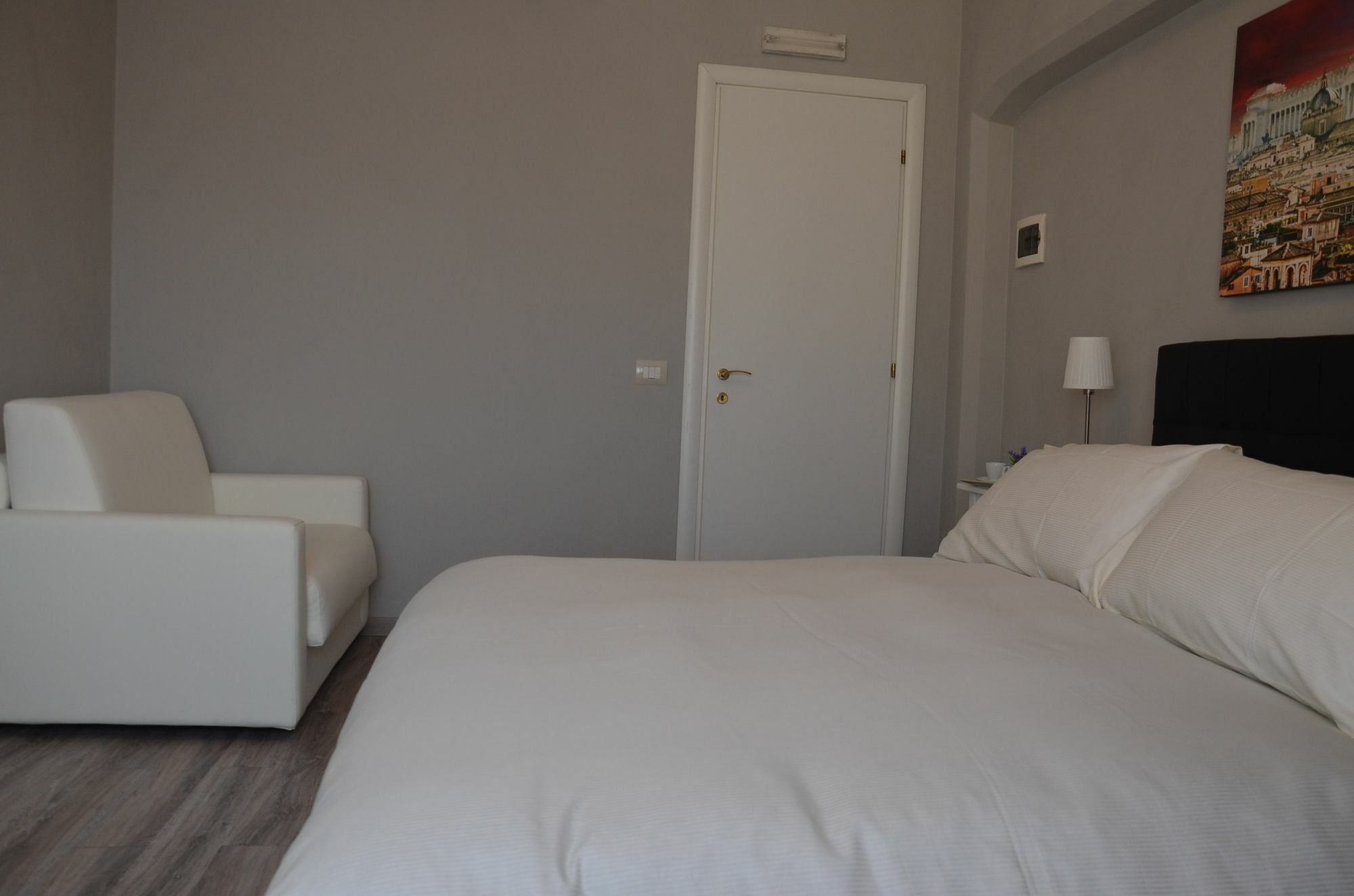 San Peter Raffy's House Apartment