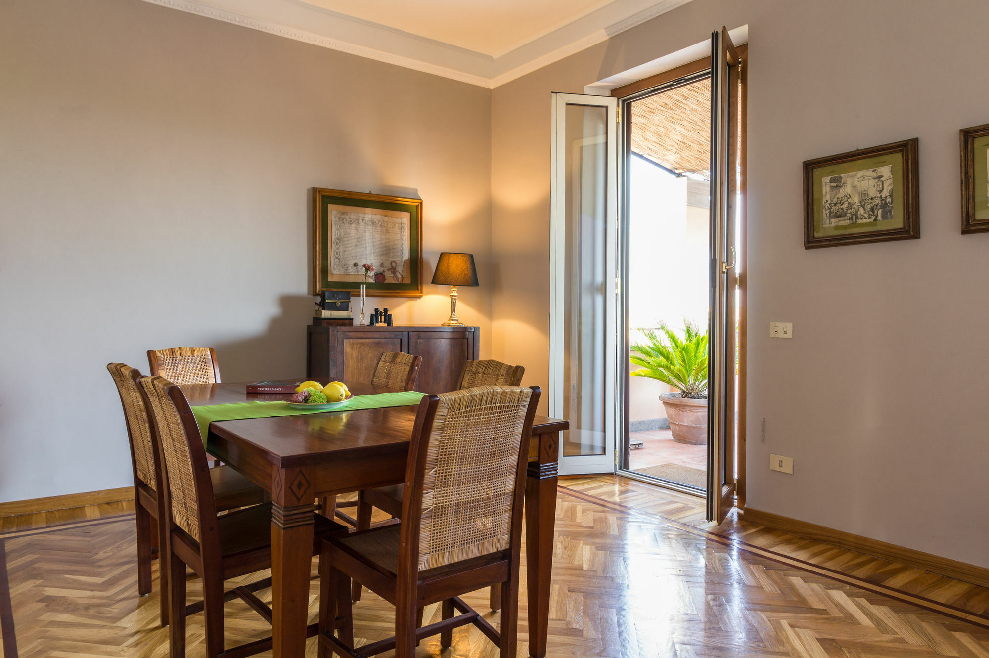 Apartment Sant Onofrio