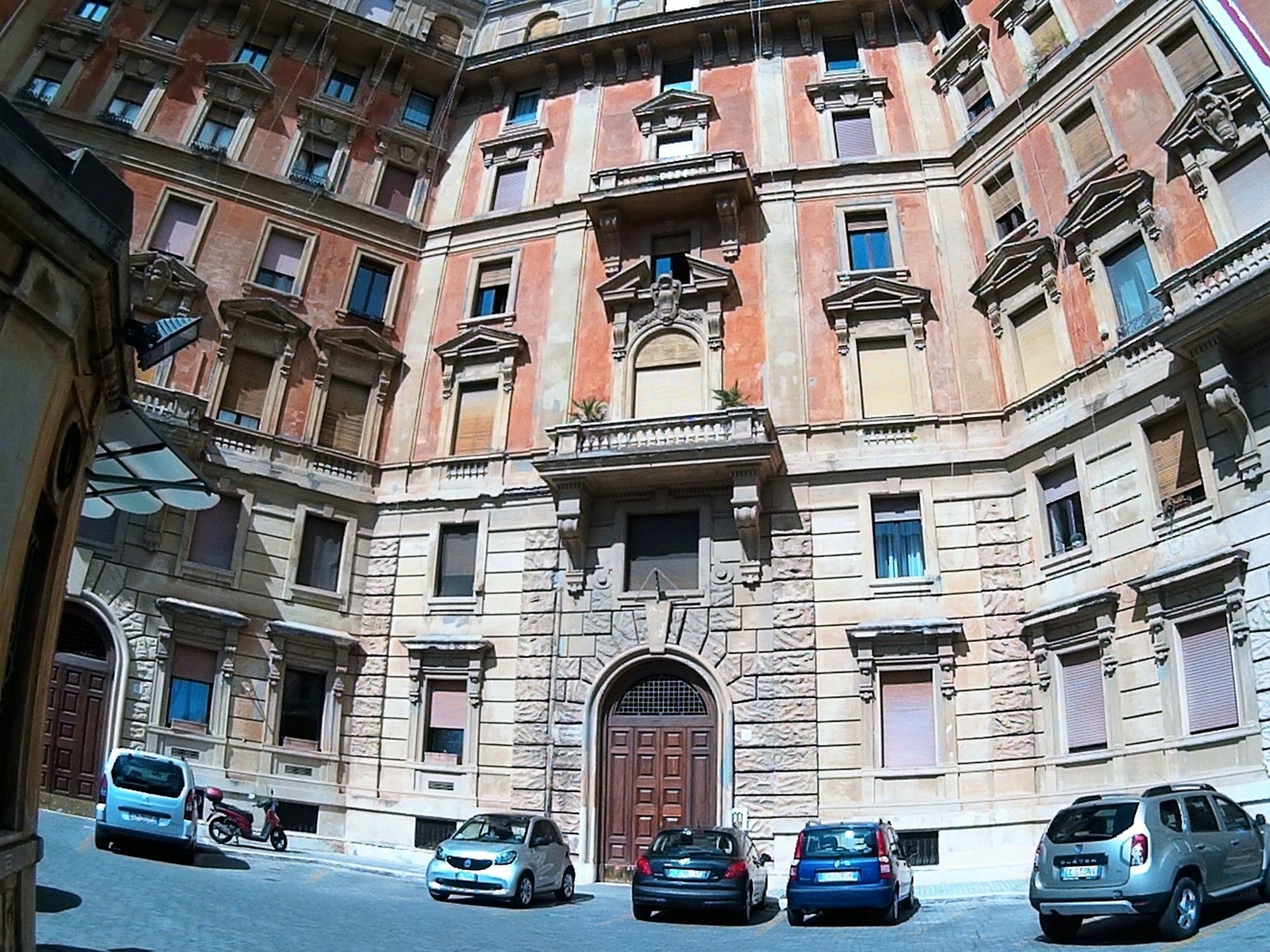 Casa de hóspedes Castel Sant'angelo 2*