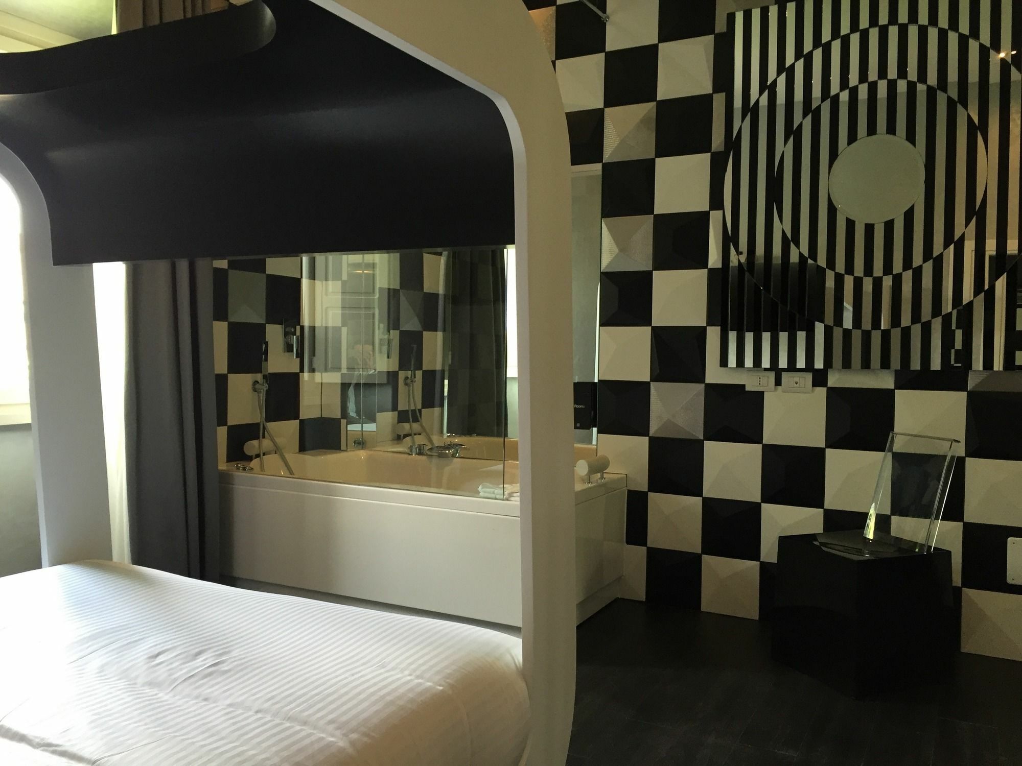 Irooms Station Guest house