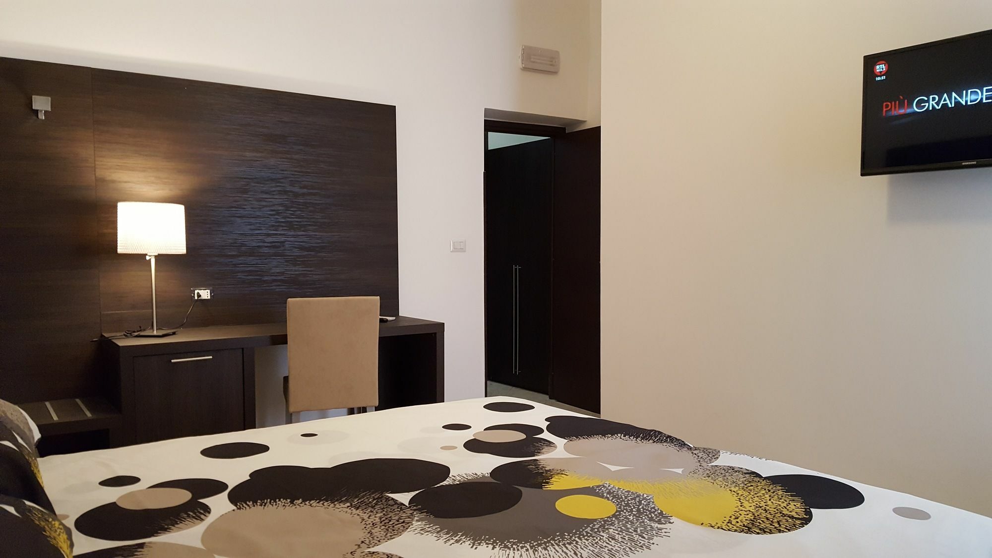 Una Finestra Su Monti Guest house Rome