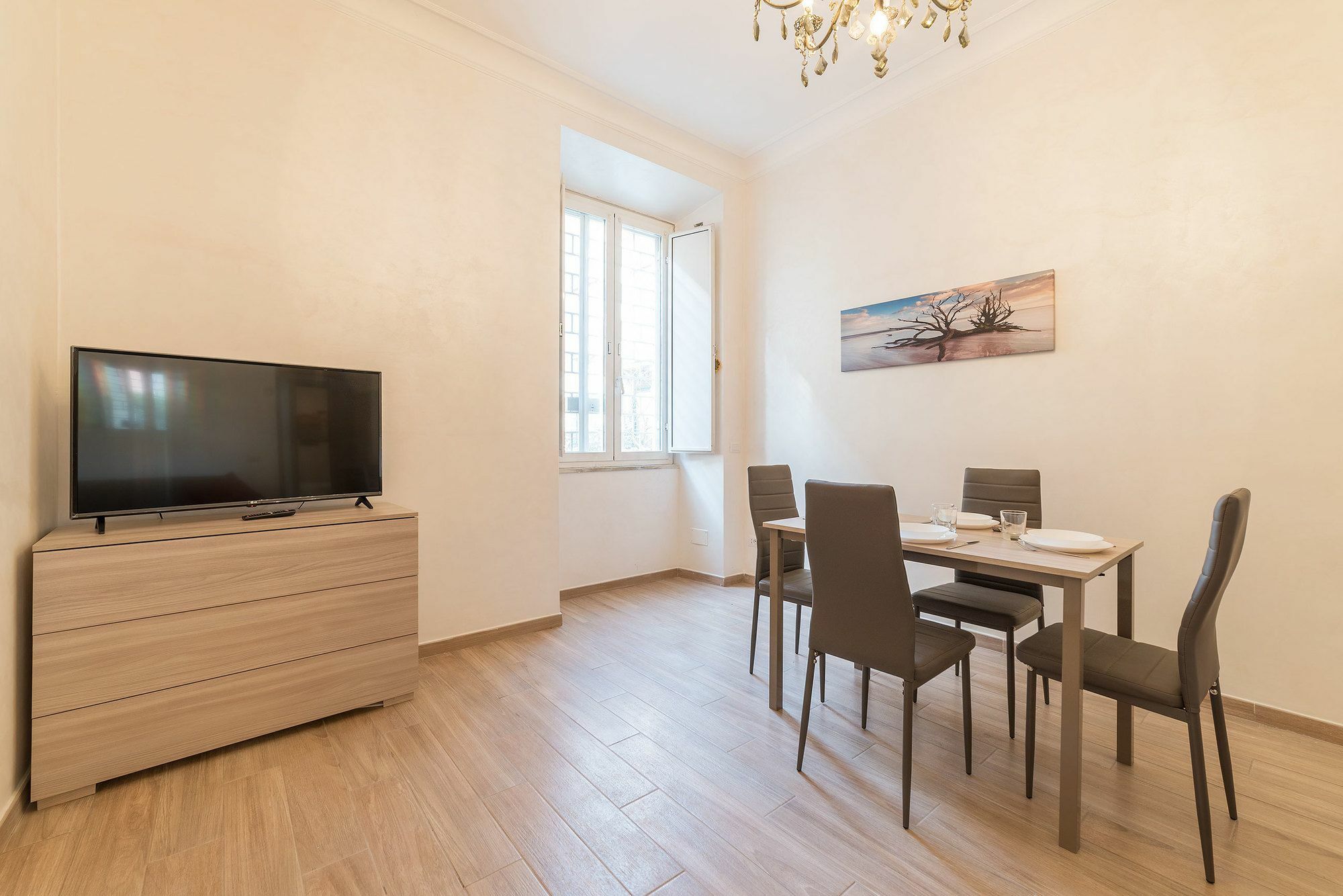 Apartment Center Rome