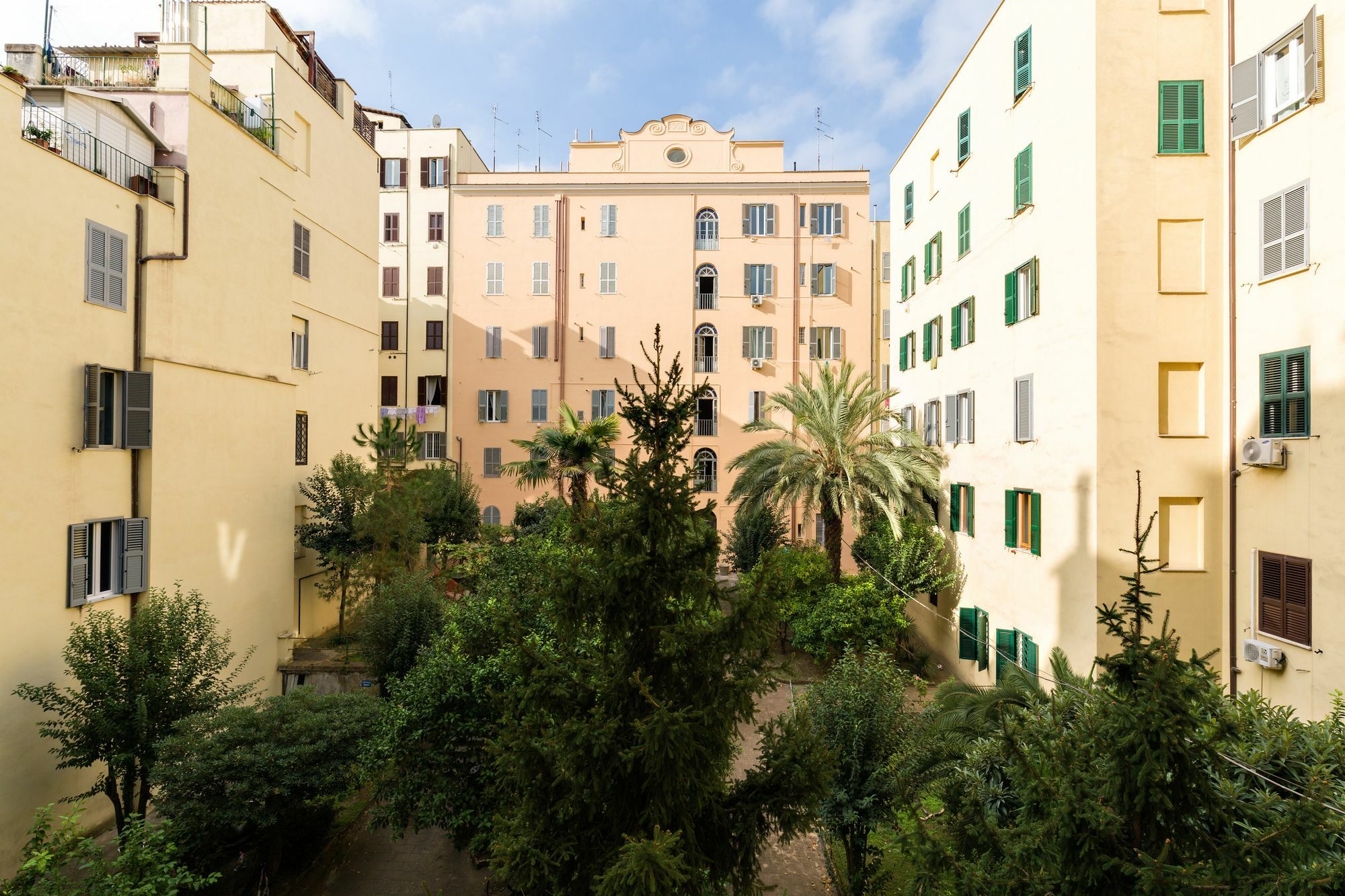 Beb Domus Arbenzio San Giovanni Acomodação com café da manhã  Roma