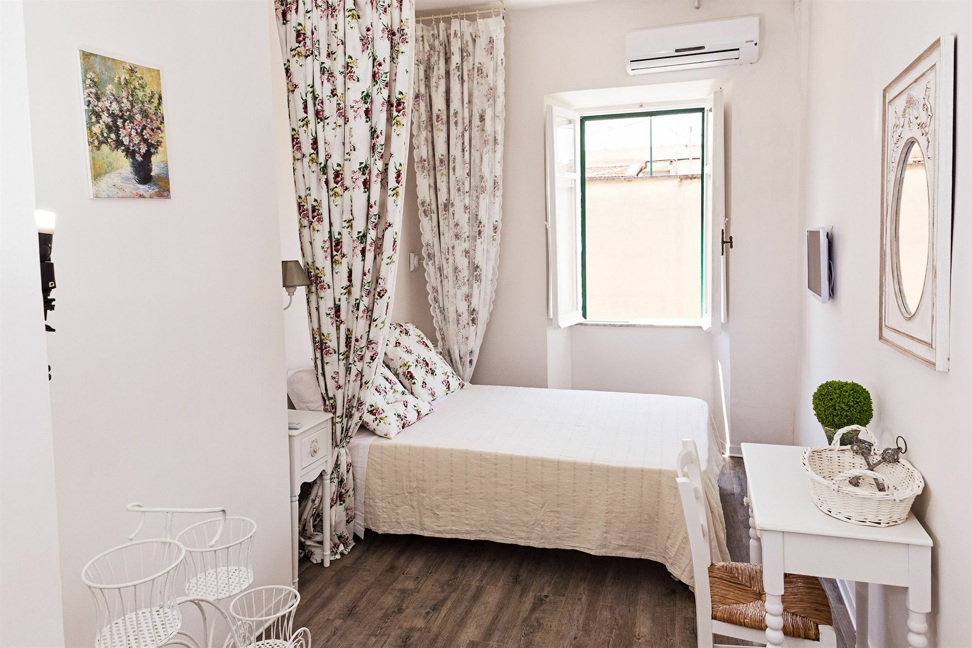 Parco Di Nerone Guest house 2*