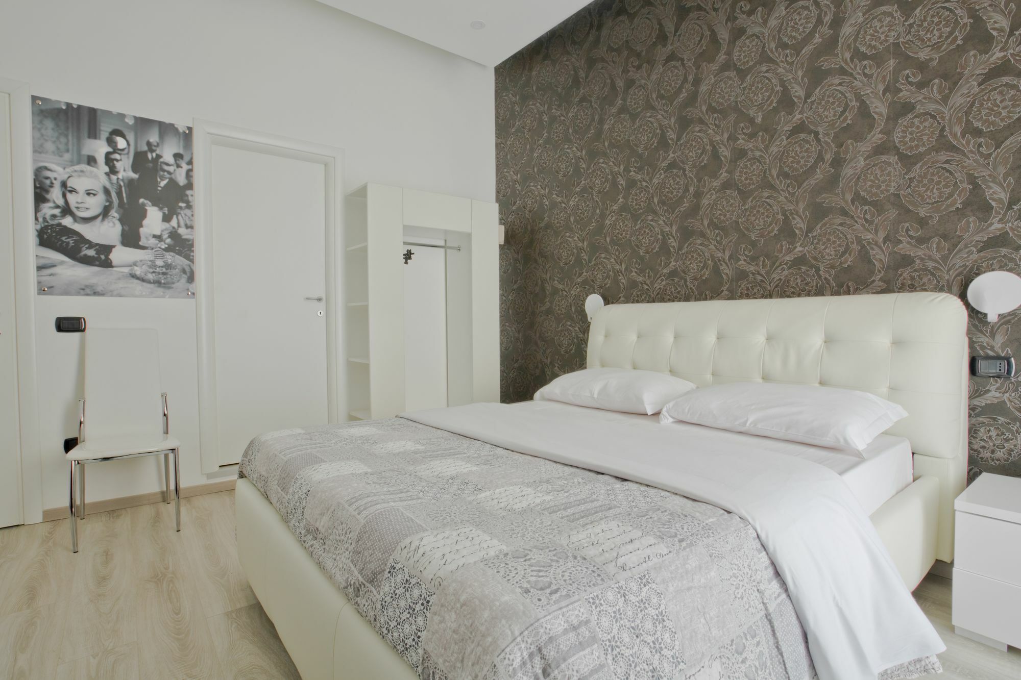 Couette-café New House 2 *