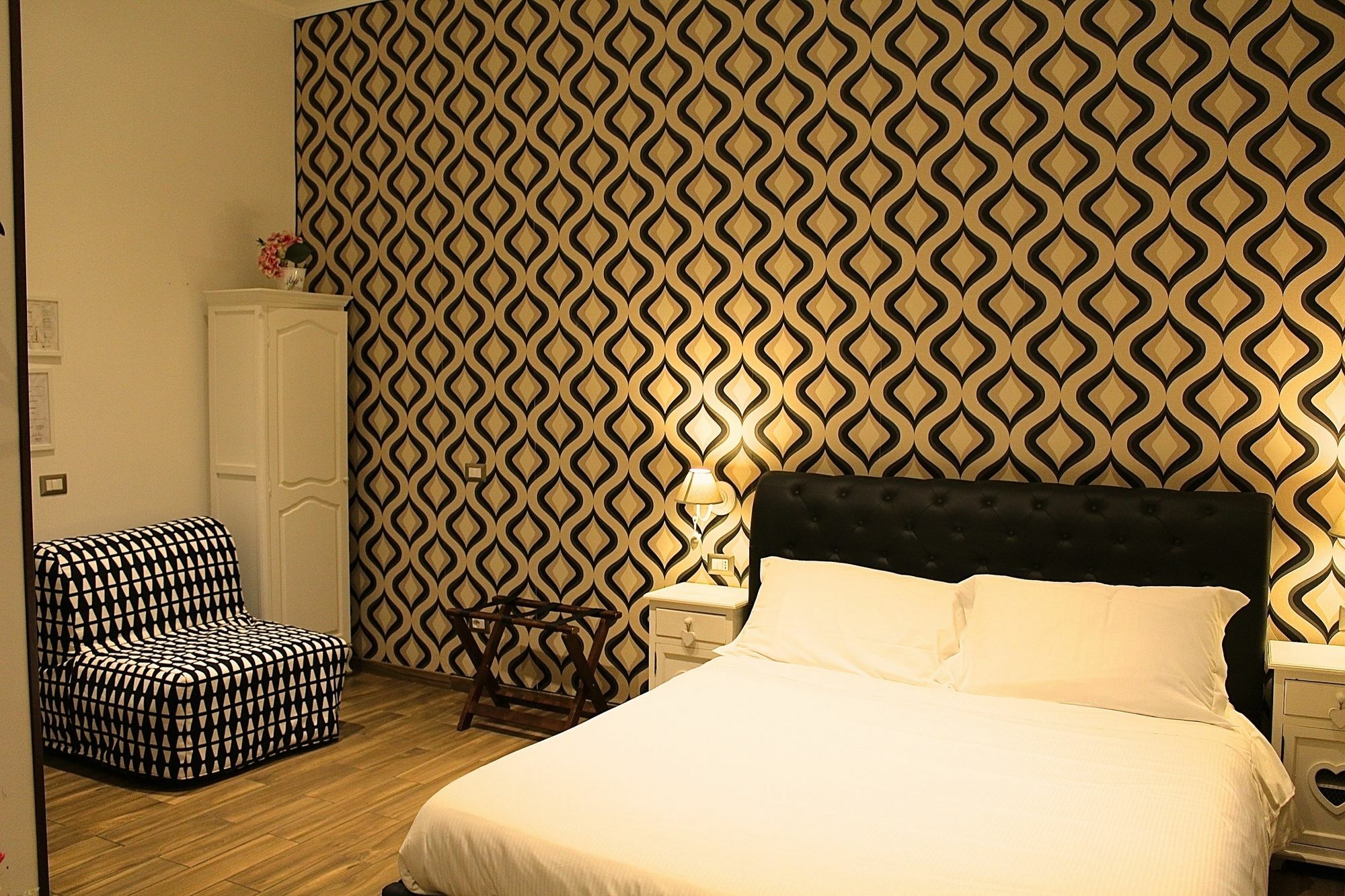 Royal 2* Rome