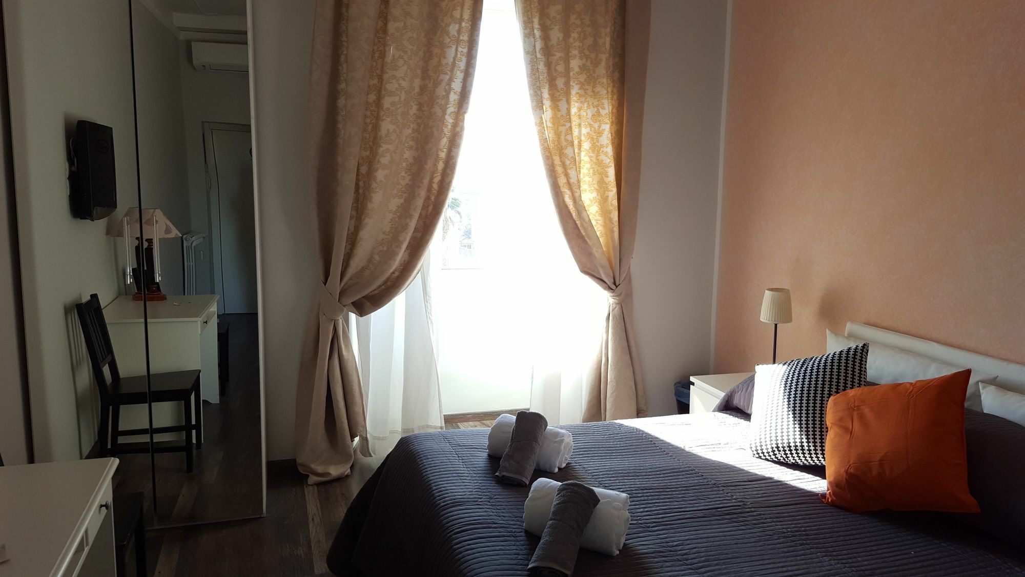 06 4* Rome