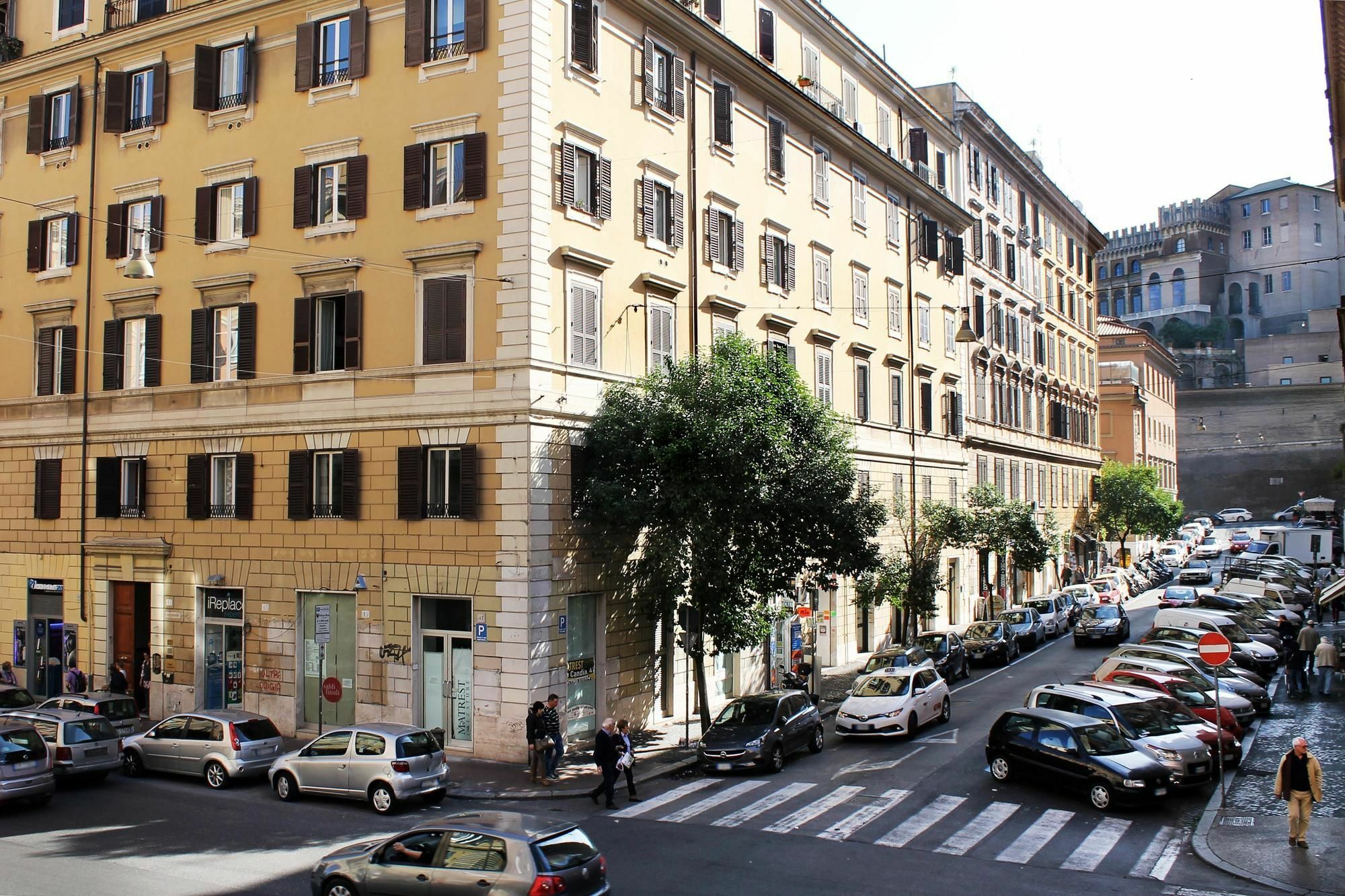 Apartment Vatican Santamaura 39 *