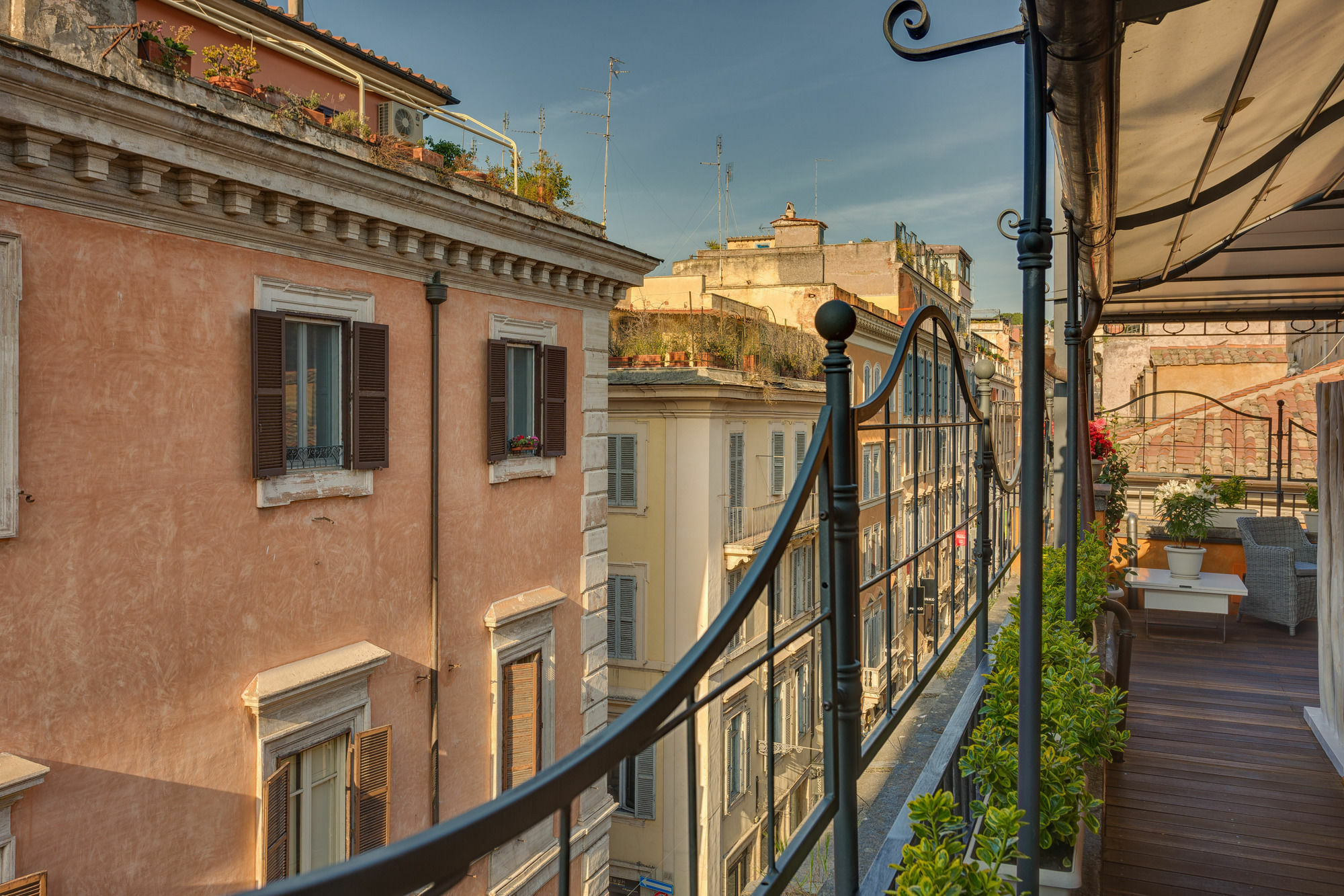 Shali Luxury Spagna Gasthuis 2*