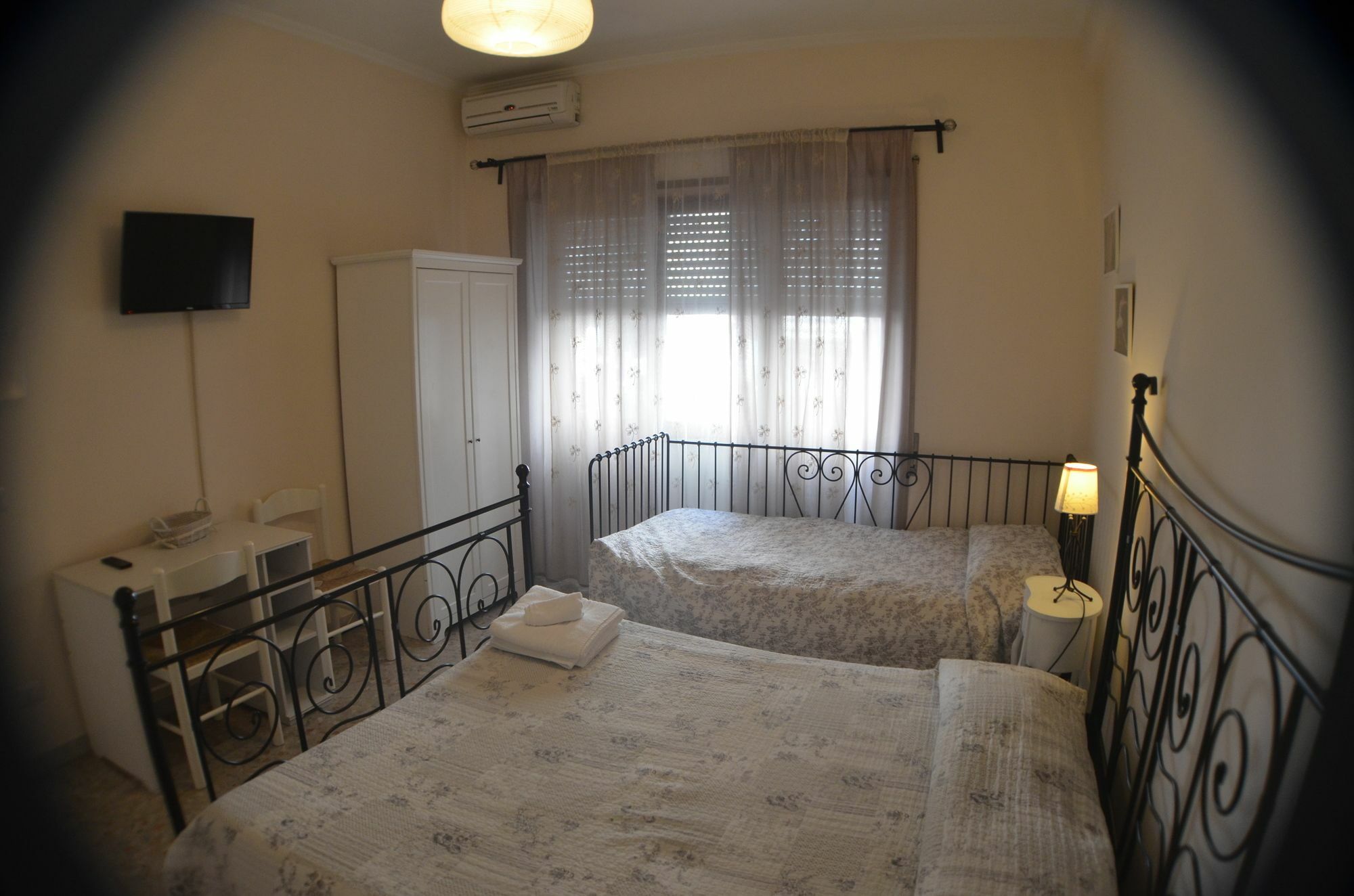 Sergio Tourist Rental Close Tiburtina Station 3* Rome