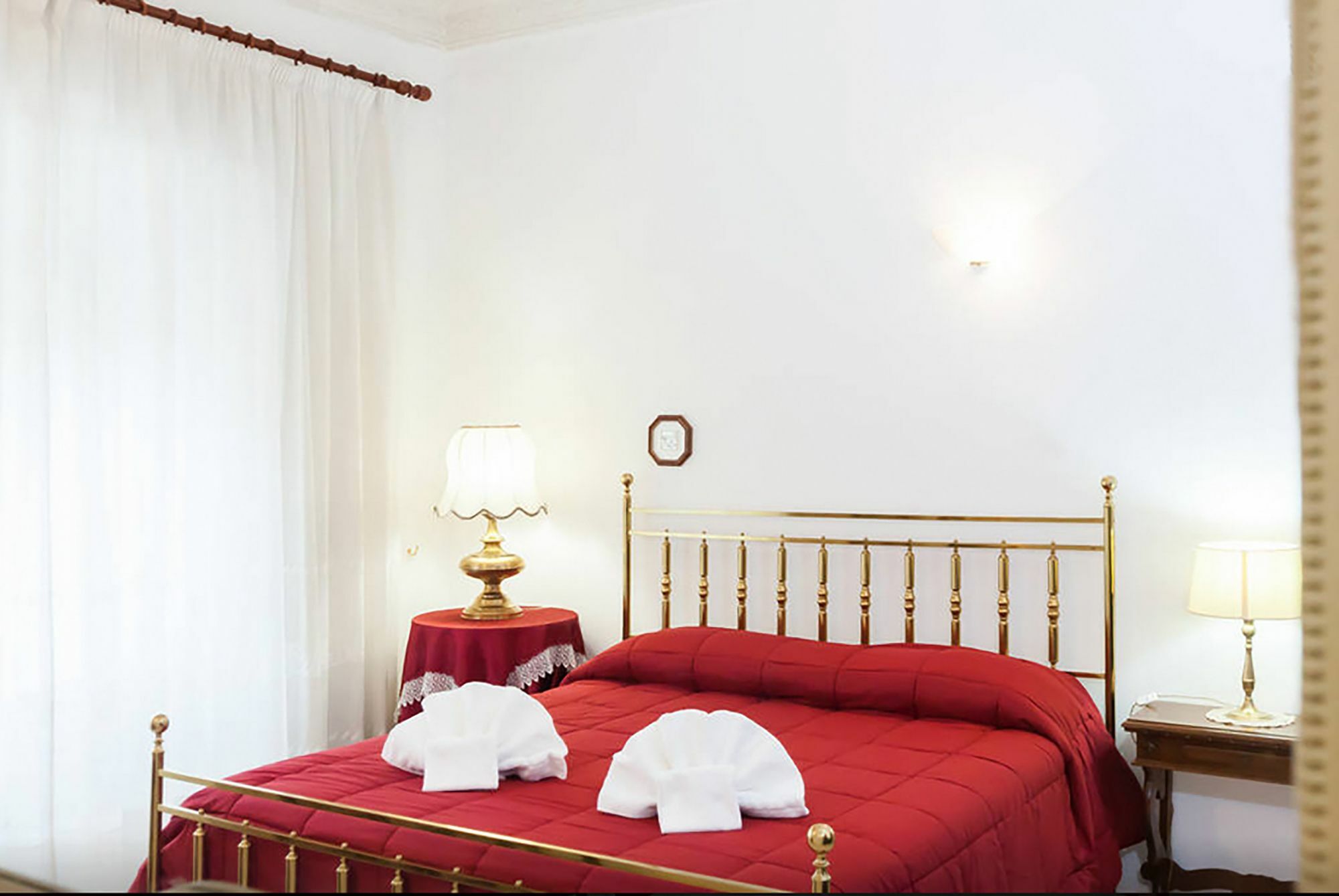 Caterina One O One - Embassy Apartamento *