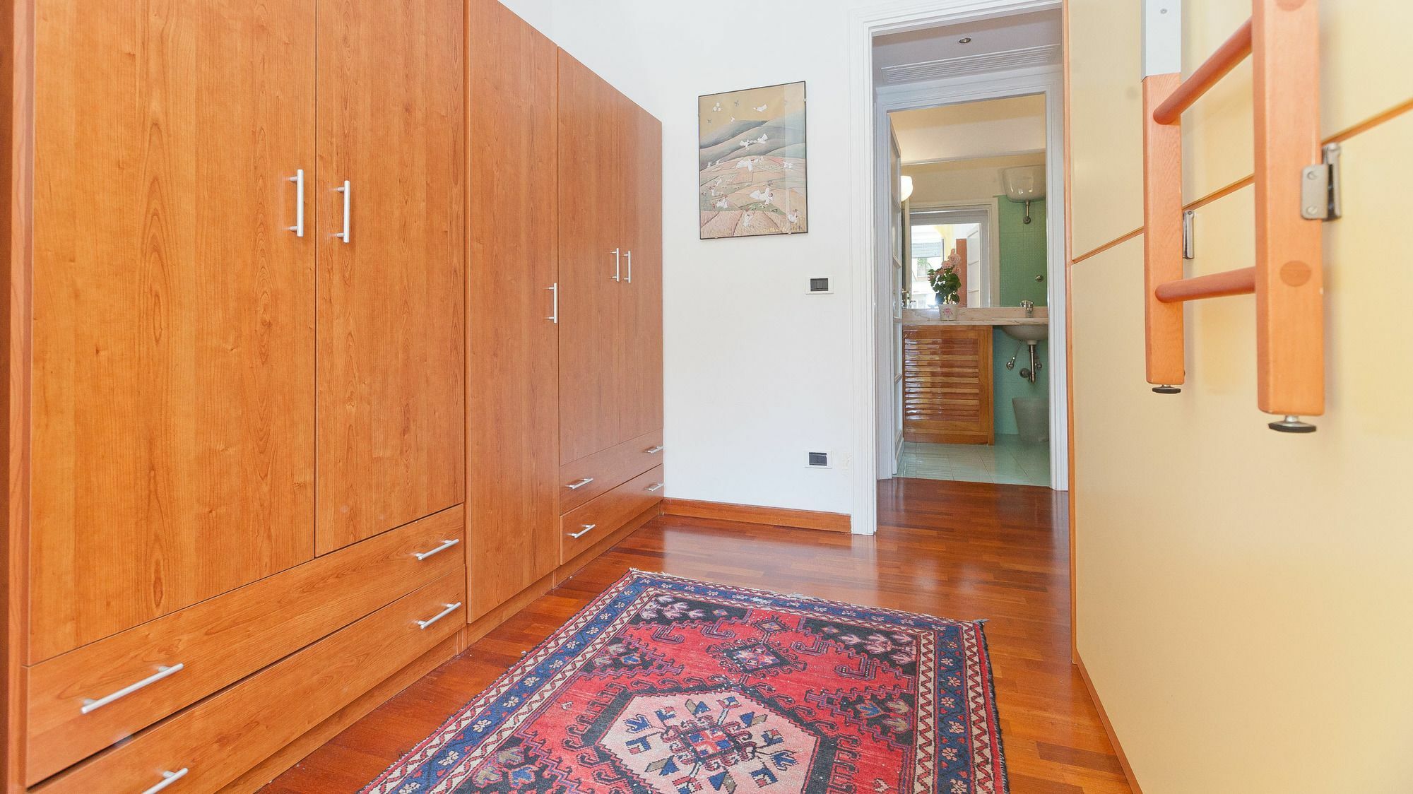 Apartment In Pateras Flower