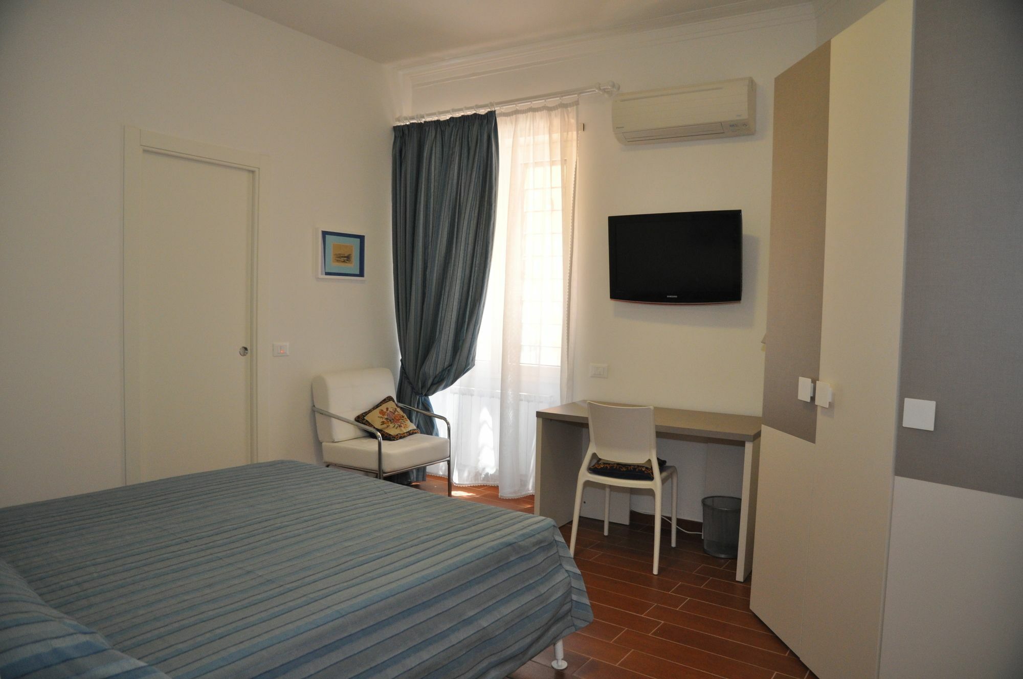 Five 2* Rome