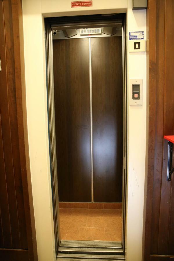 Aparthotel I Vicini Del Papa Rome