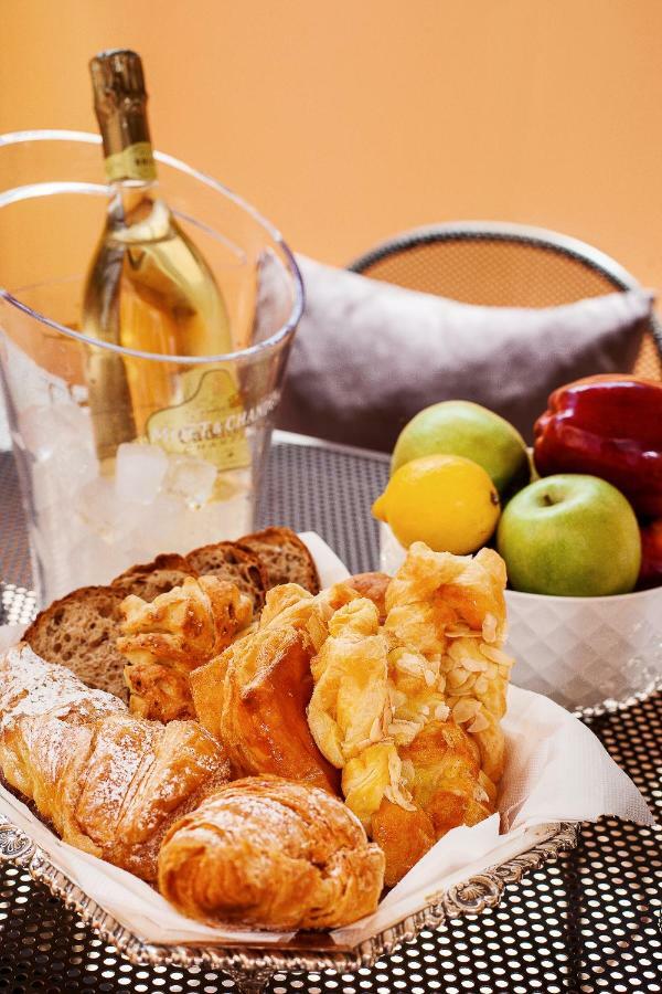 The Brunetti - Luxury Serviced * Rome