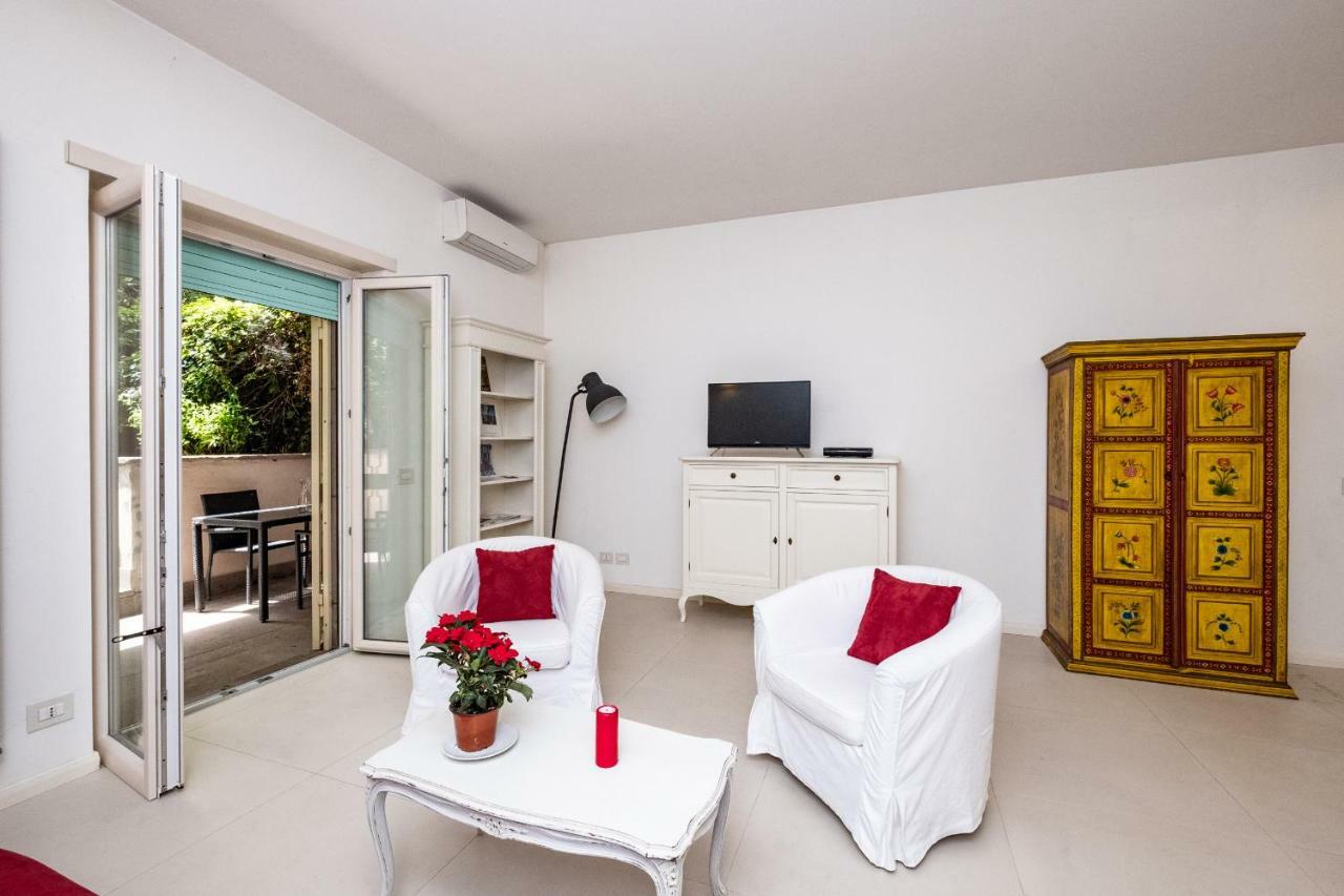 Appartamento Vatican Quiet With Garden & Parking *