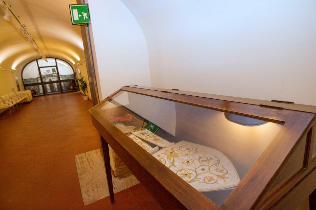 Bed & Breakfast Domus Sessoriana