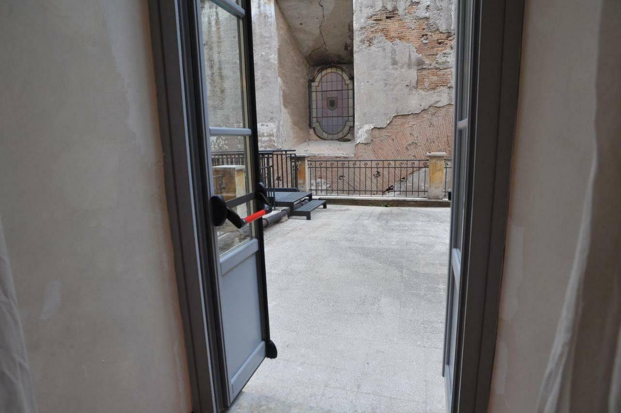 Bed & Breakfast Domus Sessoriana 3*