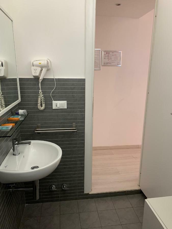 Tiburtina Suites, Guest house