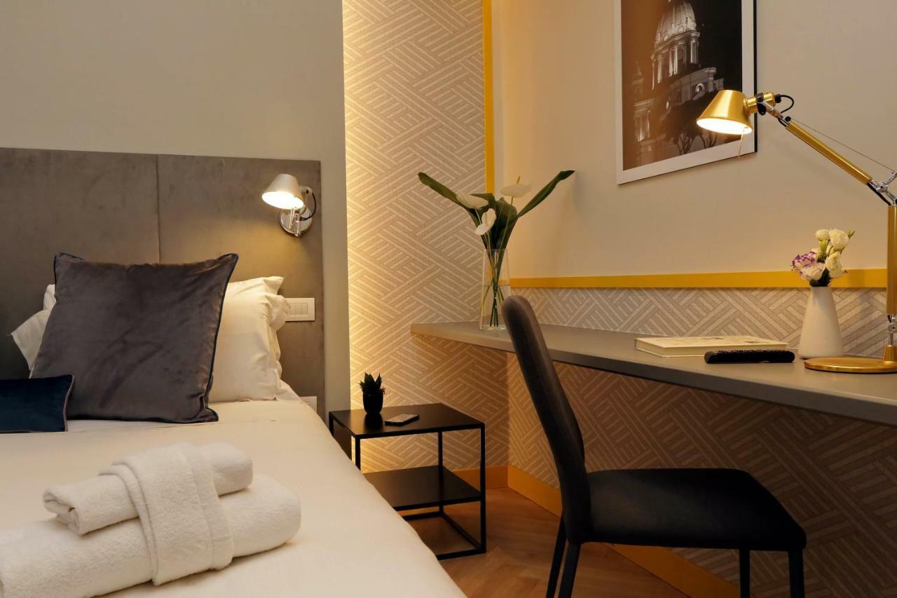 Five Guest house 2*