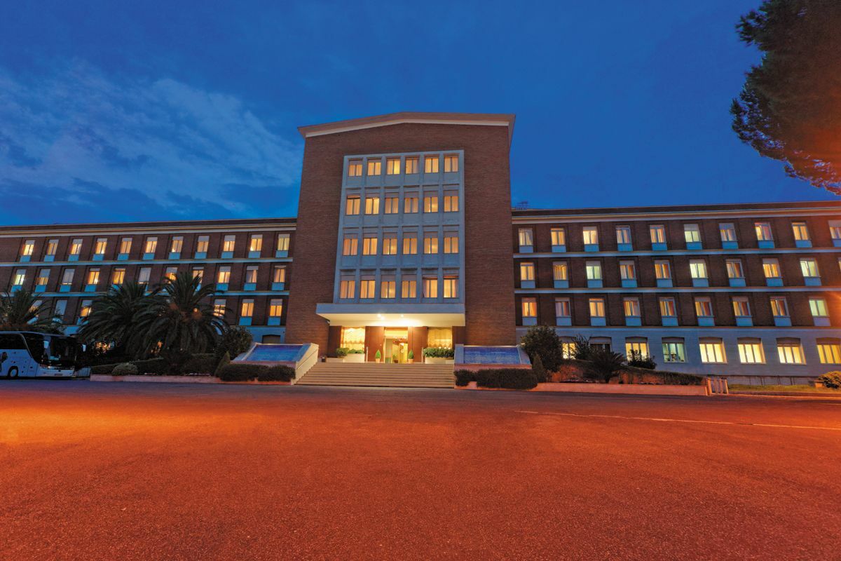 Hotel Ele Green Park Pamphili 4*