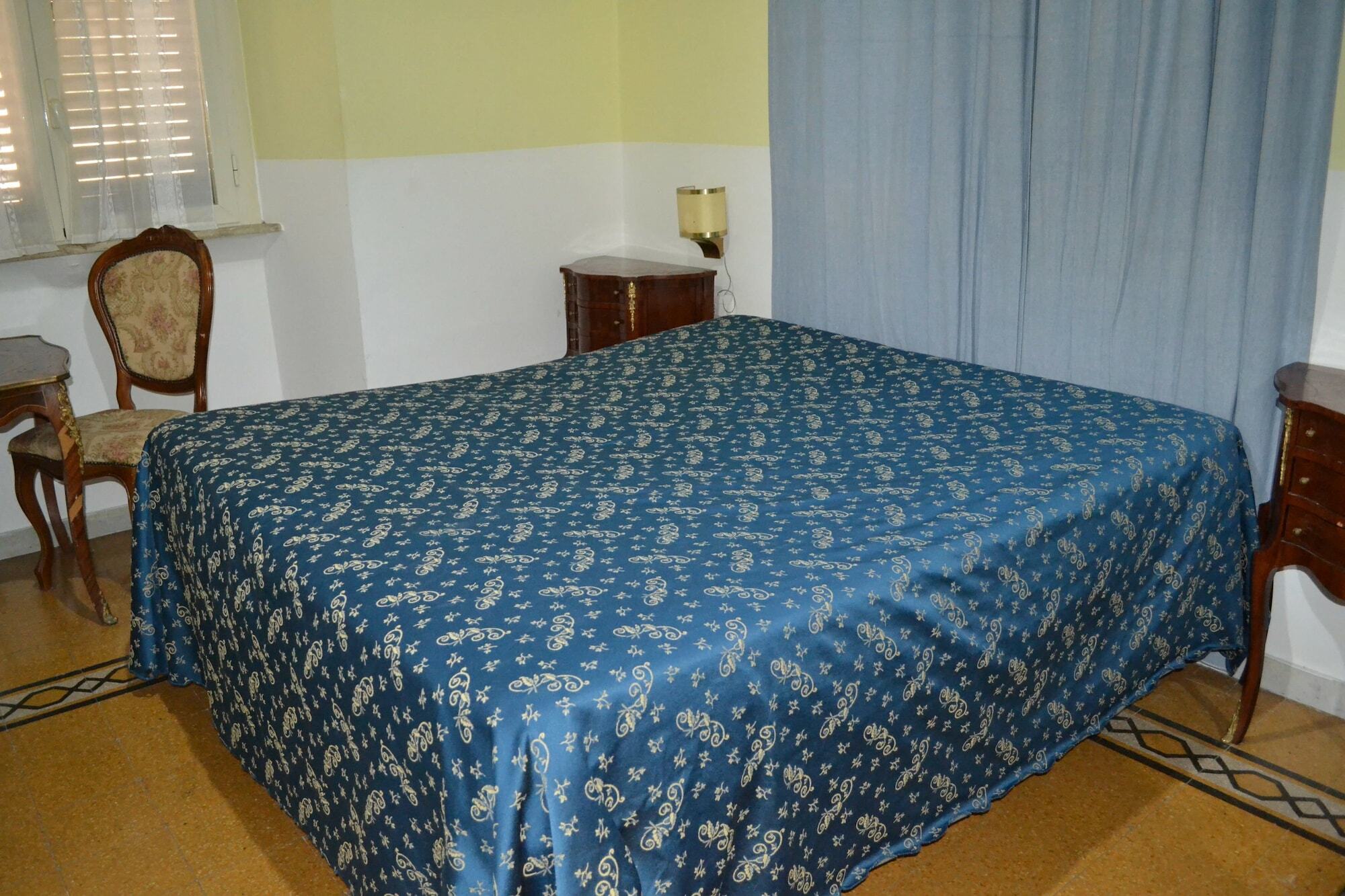 Ferraro Hotel 2*