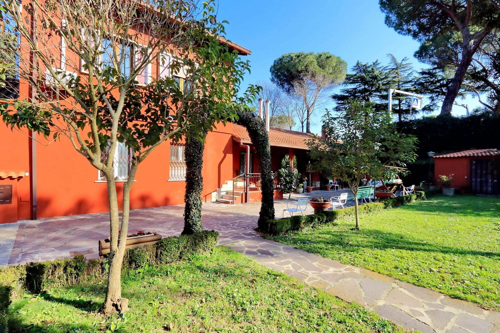 Antico Platano Couette-café Rome