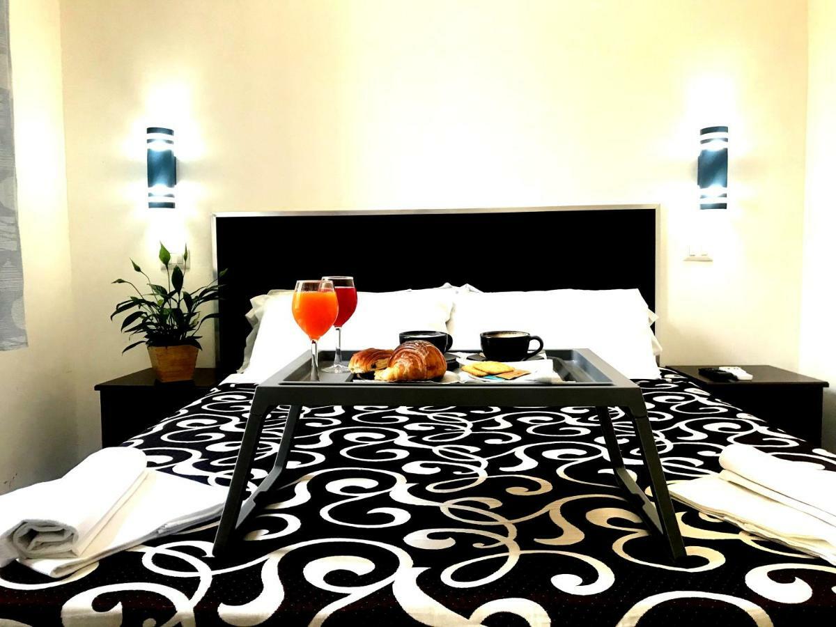 Bed & Breakfast Serena House *
